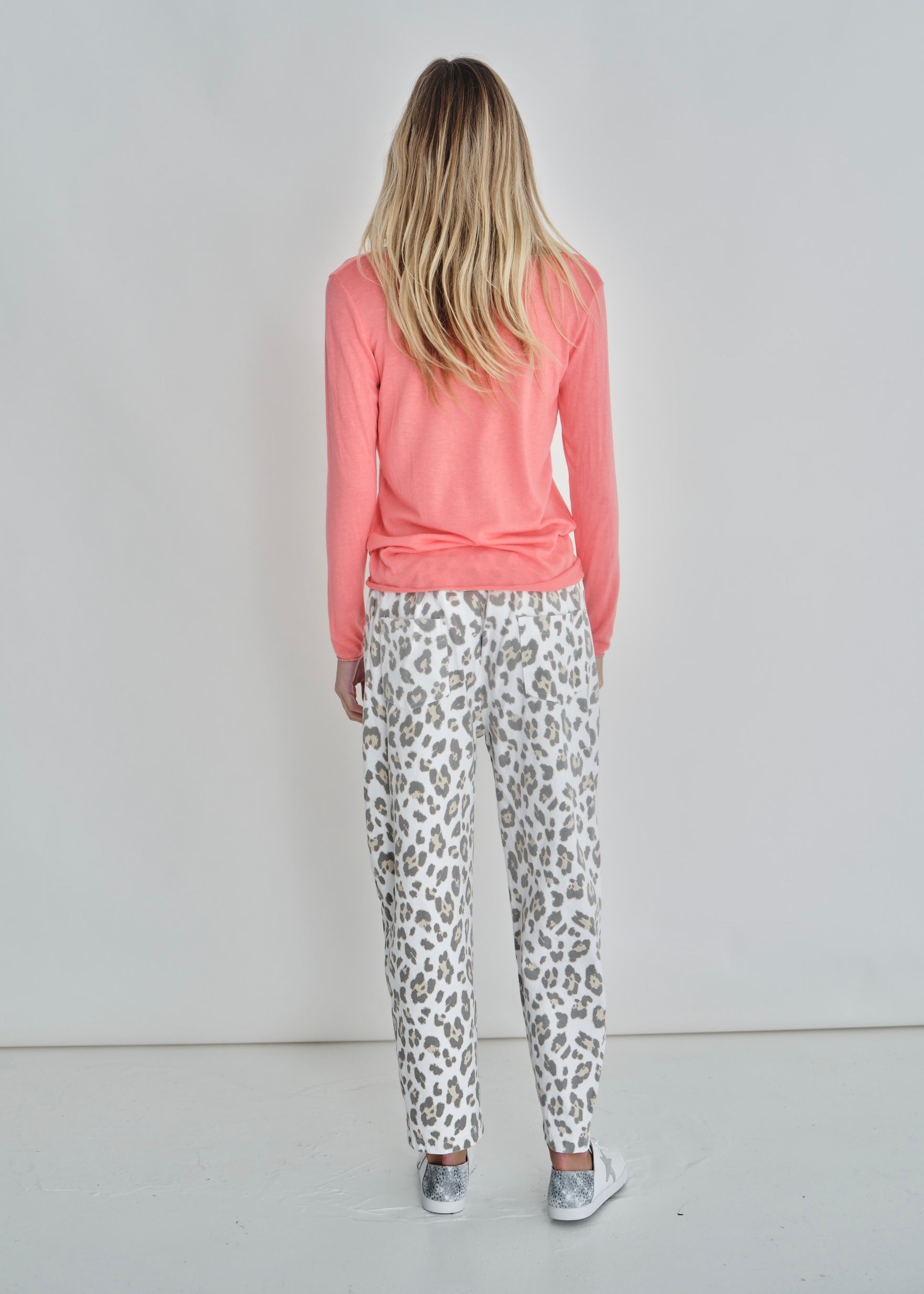 Italian Shimmer Edged V Neck Knit In Coral