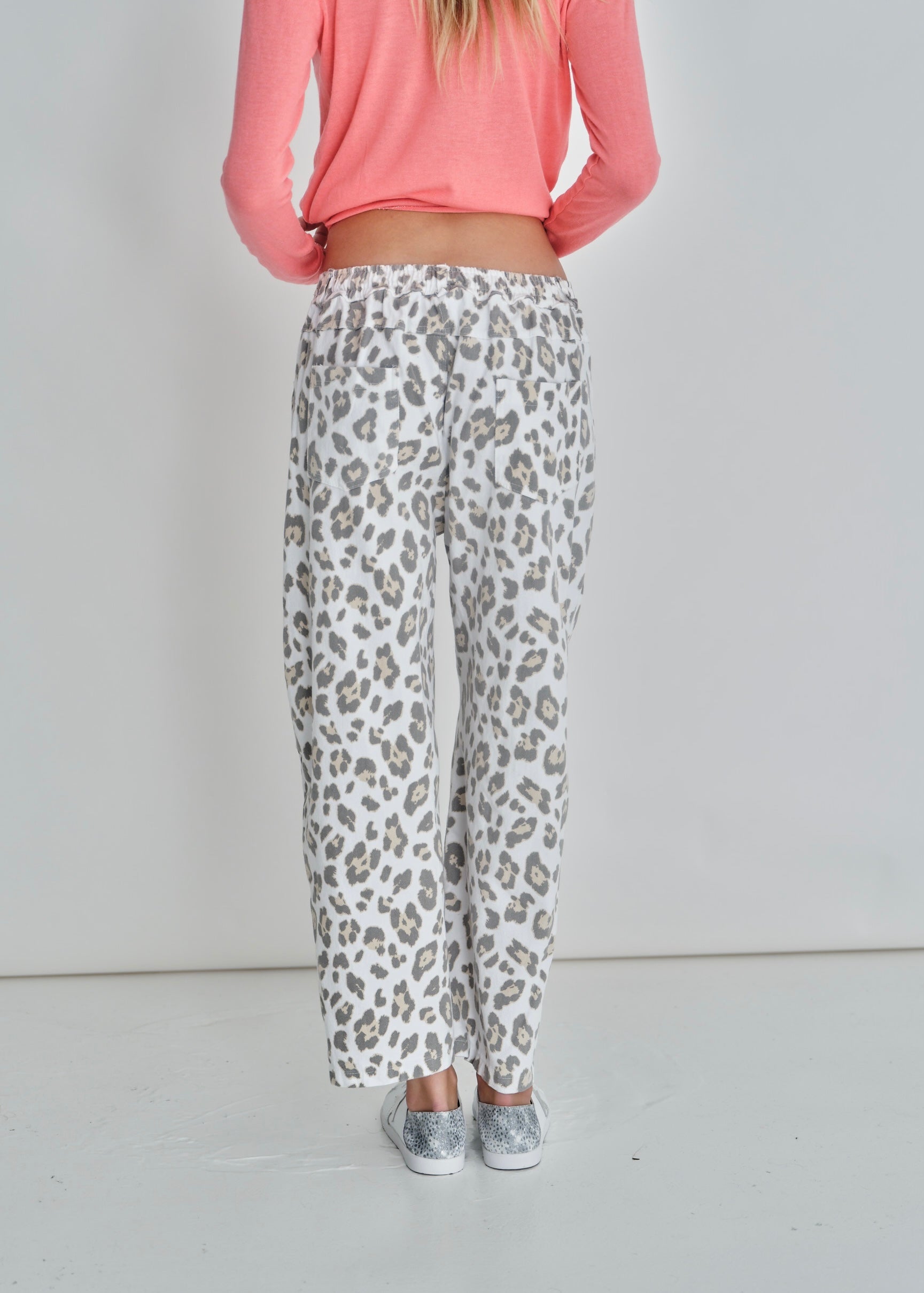Italian Cotton Barrel Trousers With Leopard Print In White