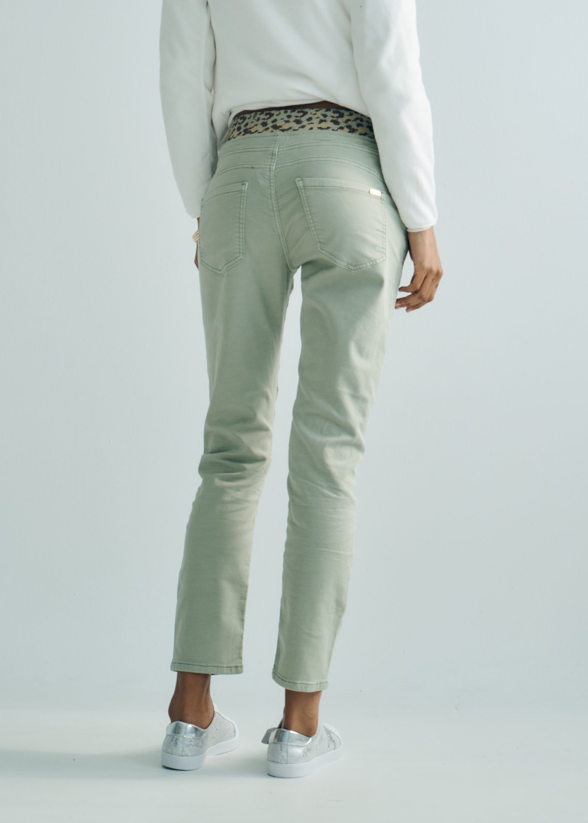 Mid-Rise Cotton Jogger Jeans in Khaki with Animal Print Waist Band