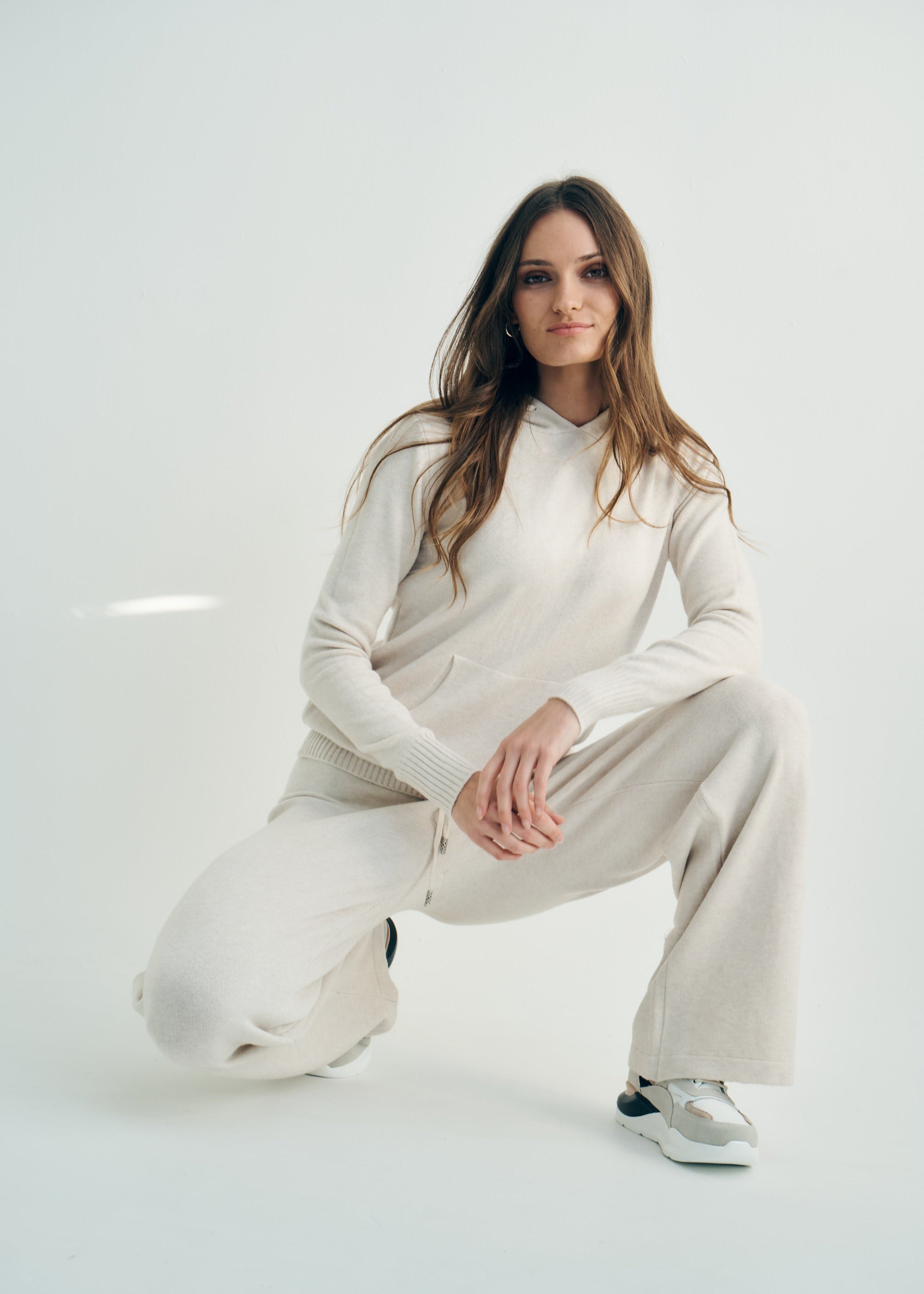 Cloud Knitted Viscose Hooded Set With Palazzo Pants In Cream
