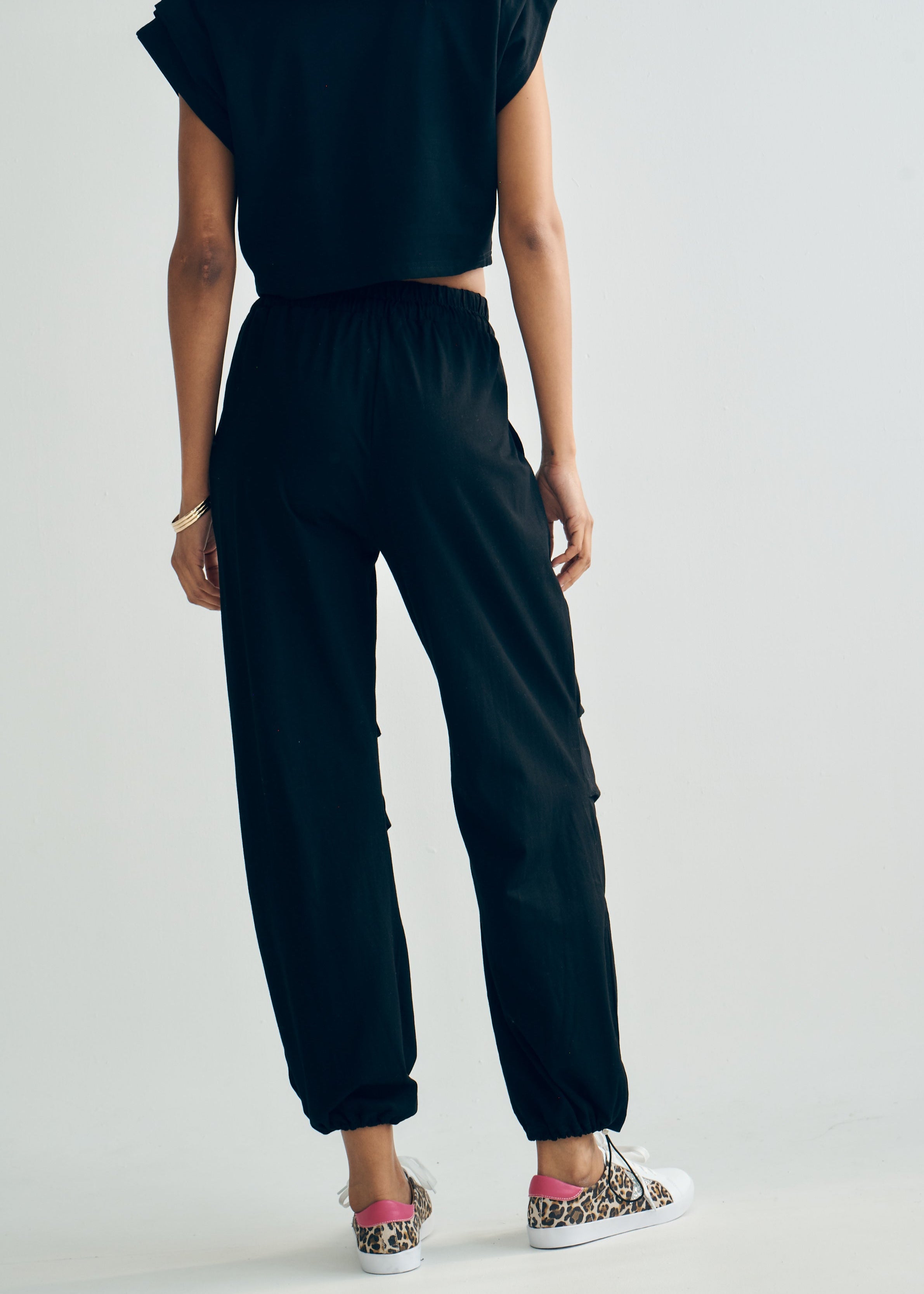 Tokyo Cotton Track Set with Pleated Detail in Black