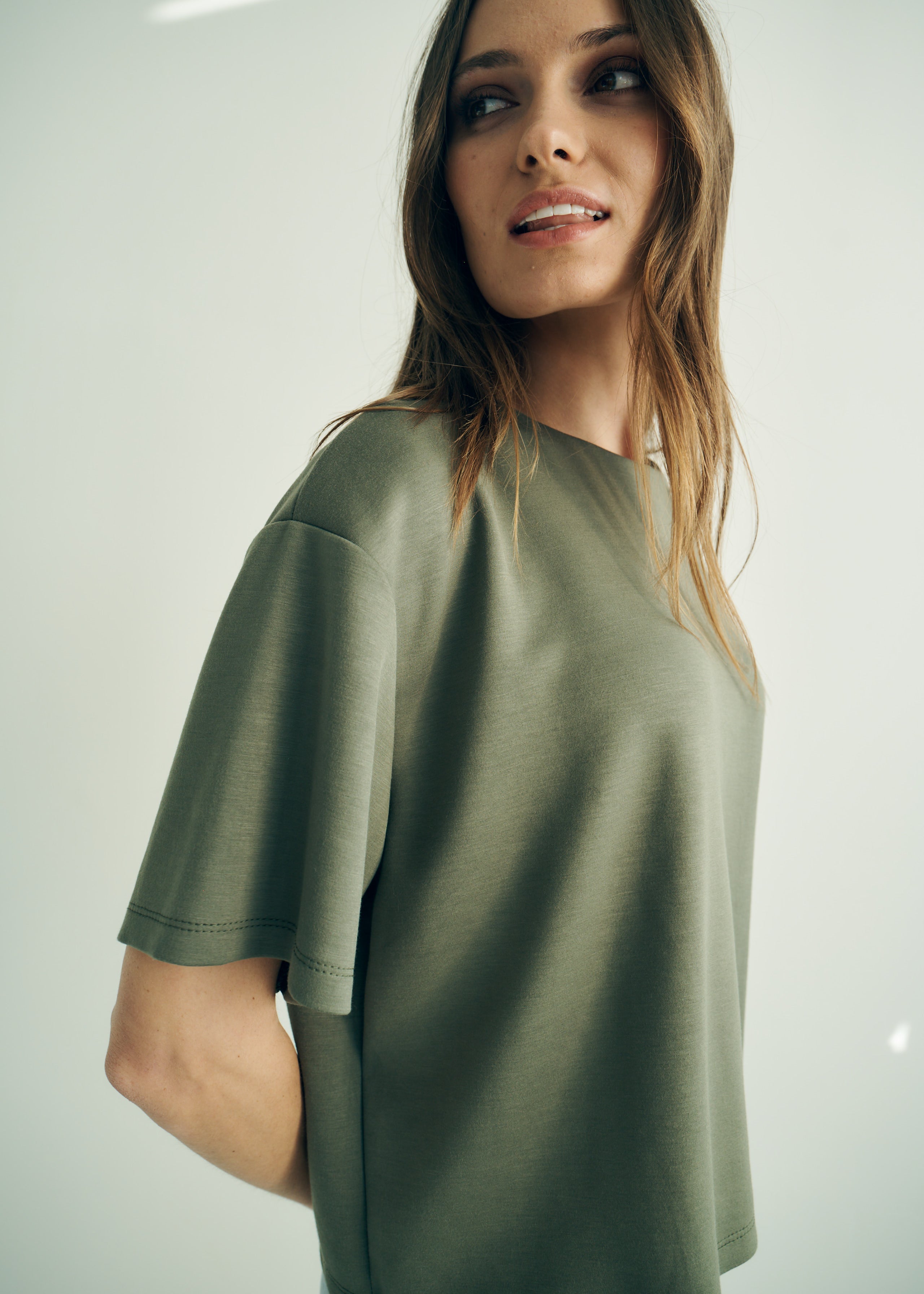 Italian Butter Soft Tee in Khaki
