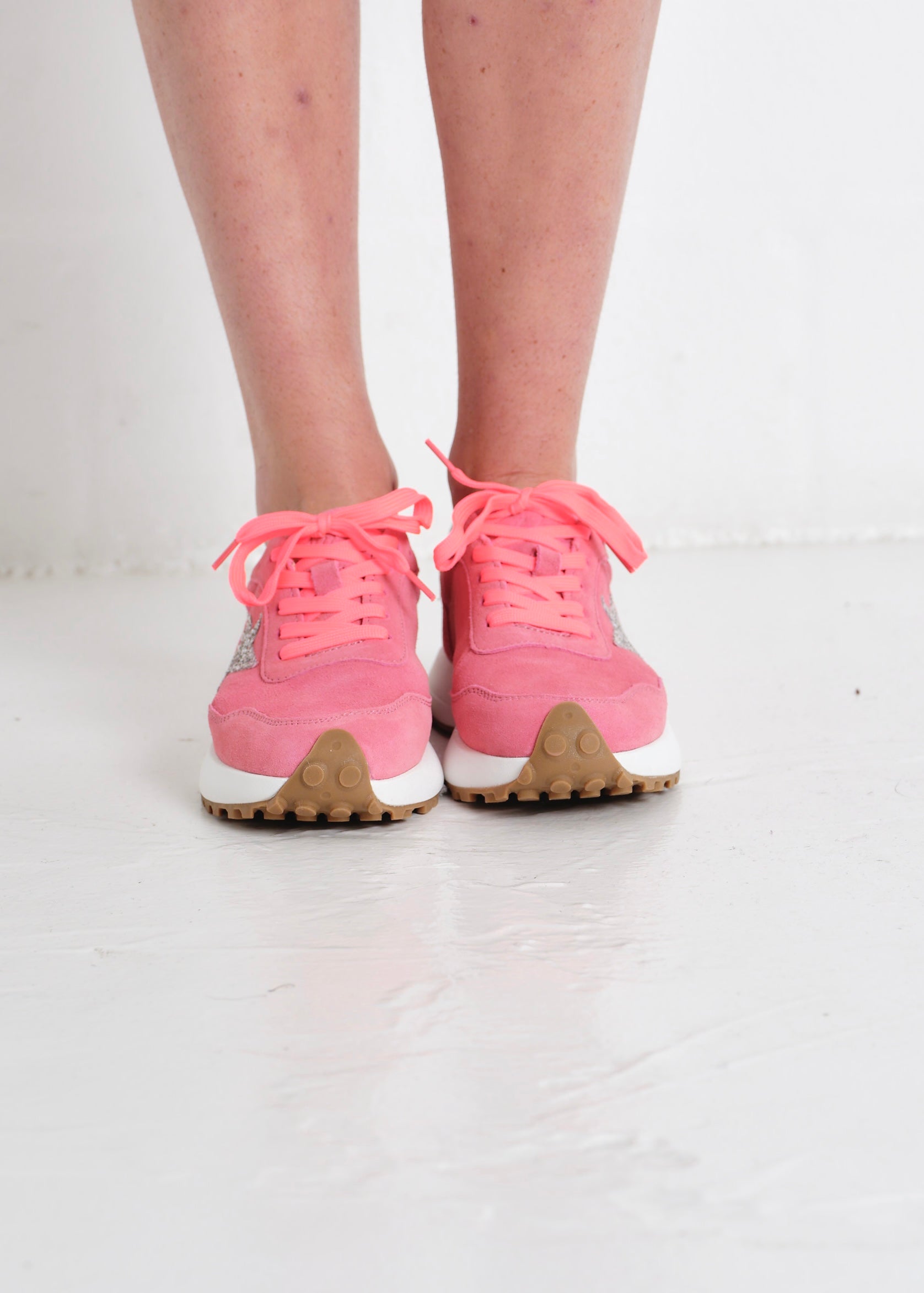 Julz Hunter Leather Sneaker In Pink
