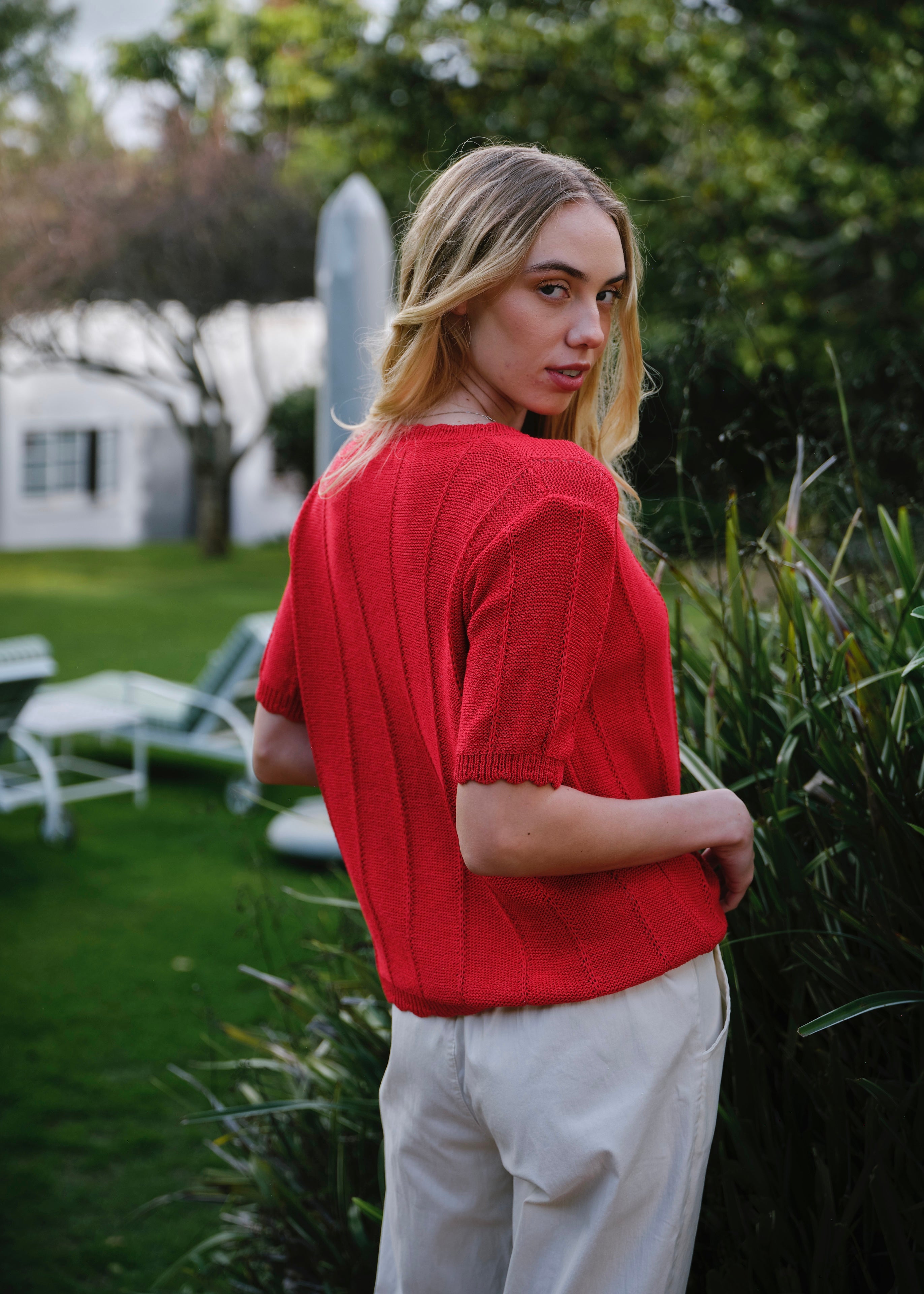 Mila Italian Loose Weave Knit Cotton Tee In Red
