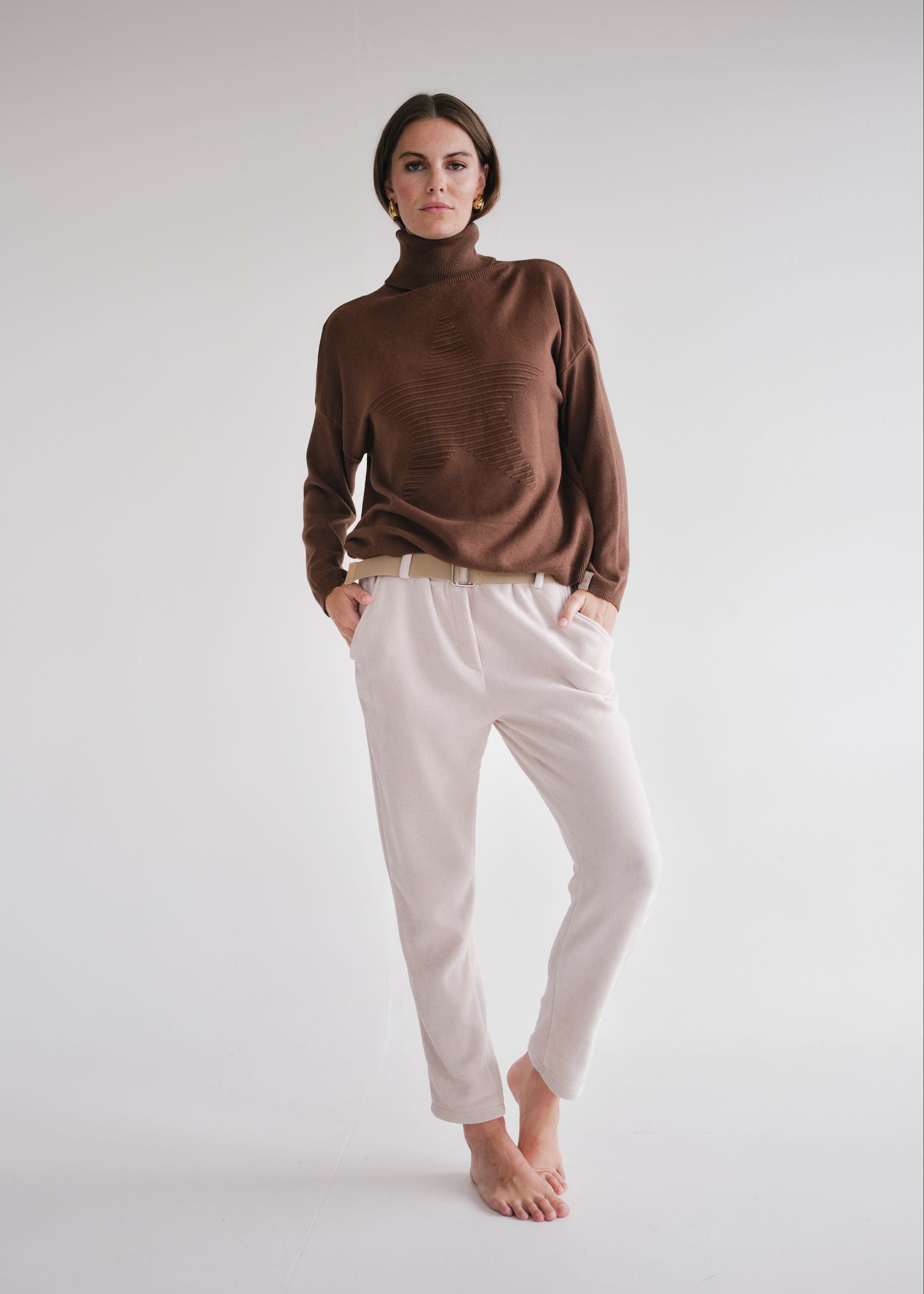 Italian Velour Joggers In Cream