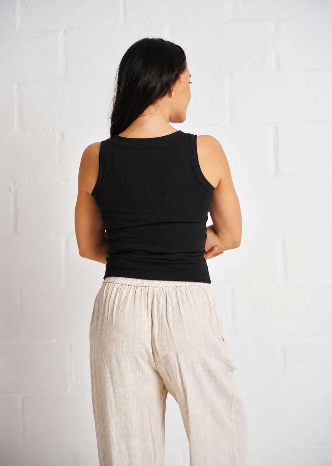 Micaela Ribbed V Neck Vest In Black