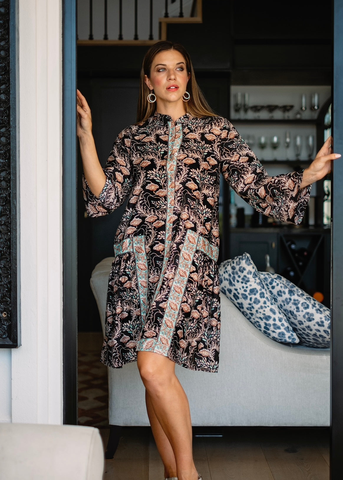 Annabel Dress With Floral Print In Black And Taupe