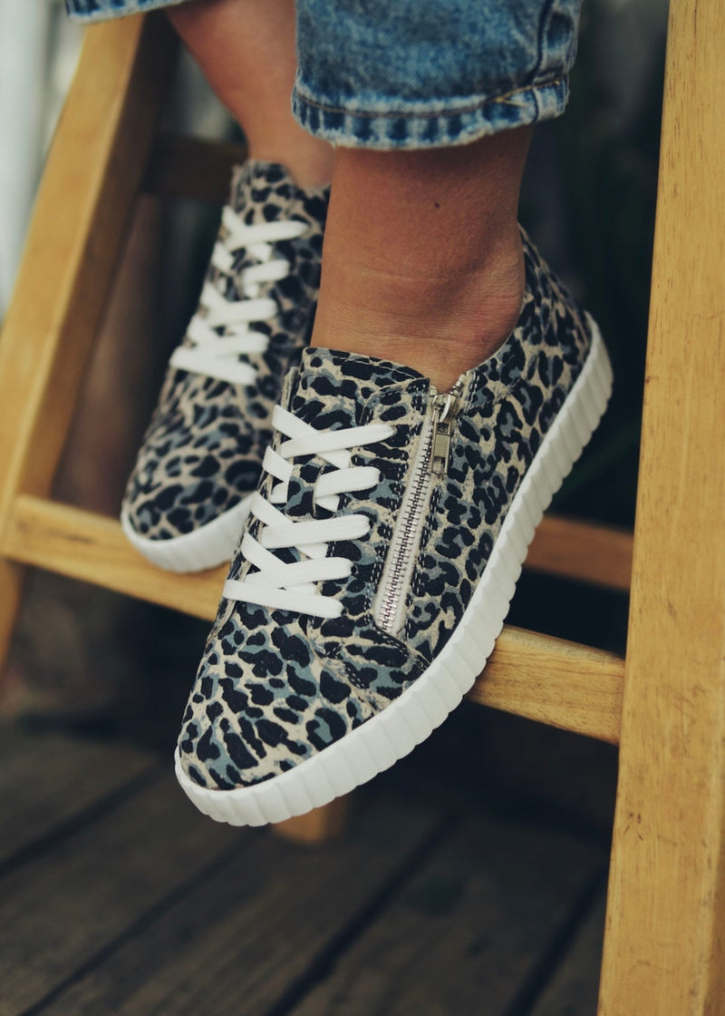 Callie Leather Sneaker With Leopard Print In Grey