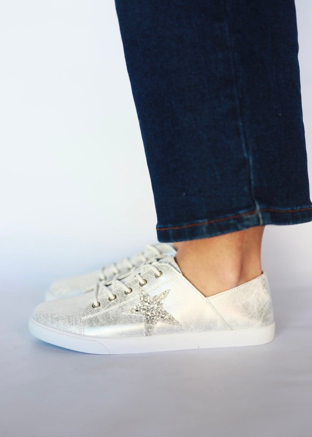 Vicki Leather Sneaker In Frosted Silver With Glitter Star