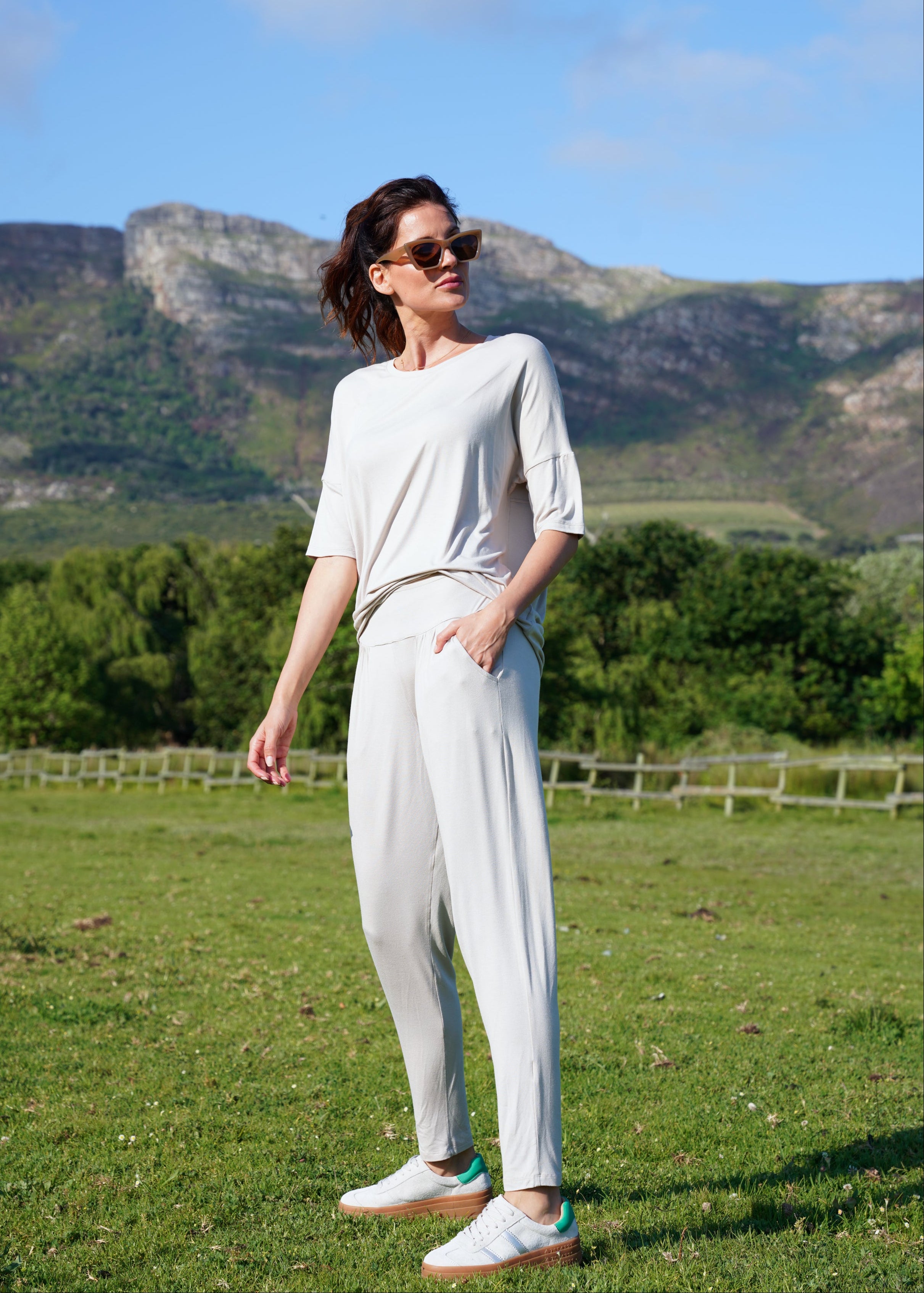 Classic Front Pleat Lounge Pants in Stone