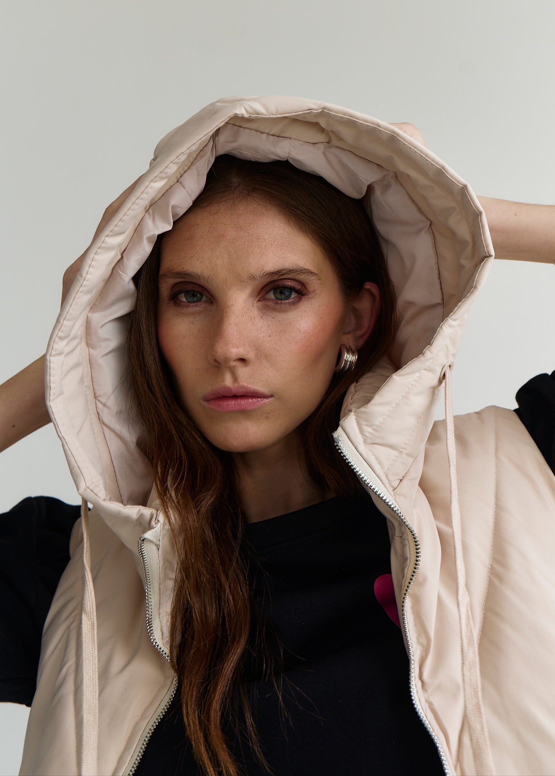 Scandi Sleeveless Down Feather Winter Puffer Jacket in Cream