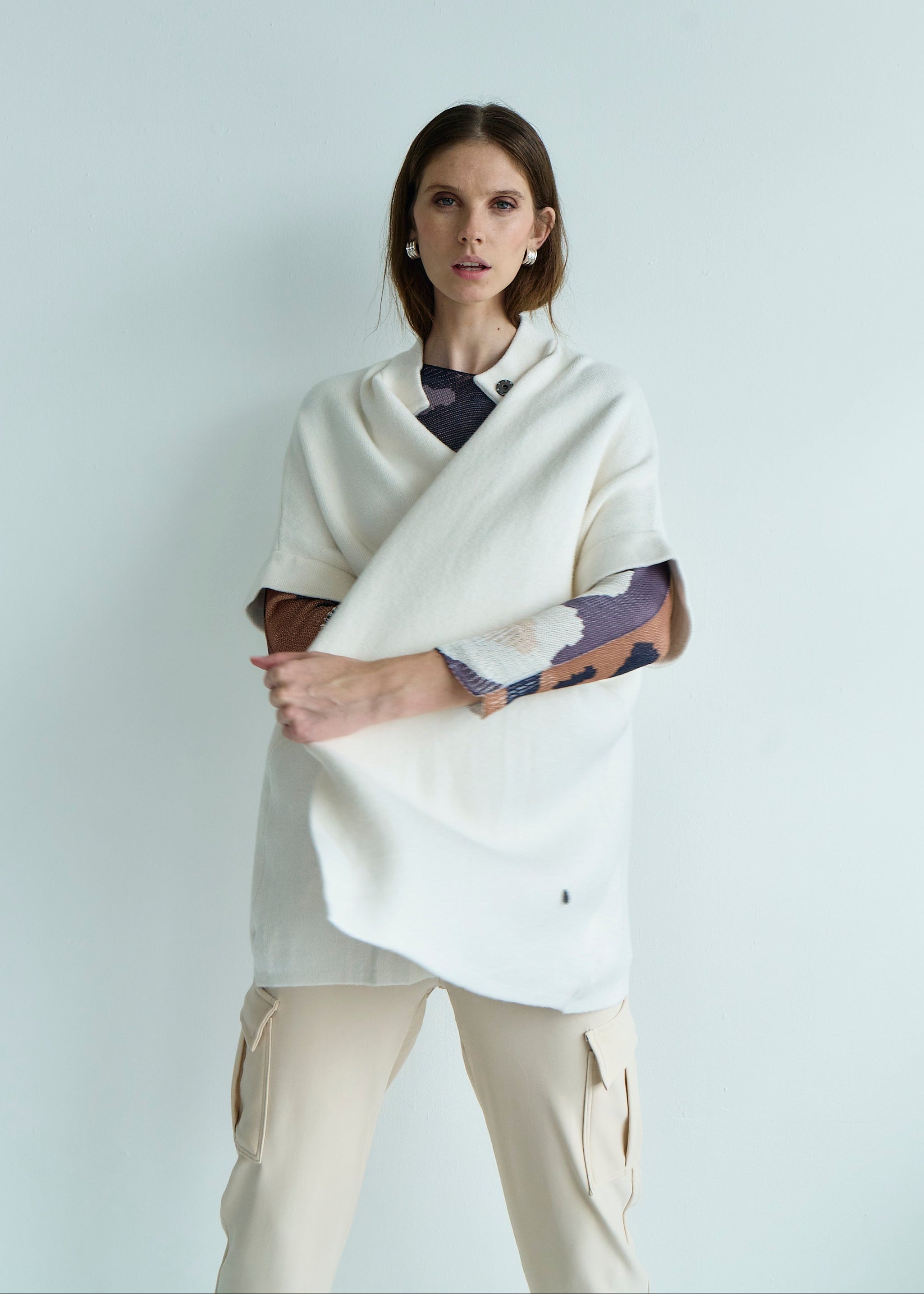 Blair Tailored Cape Viscose Knitted in Cream