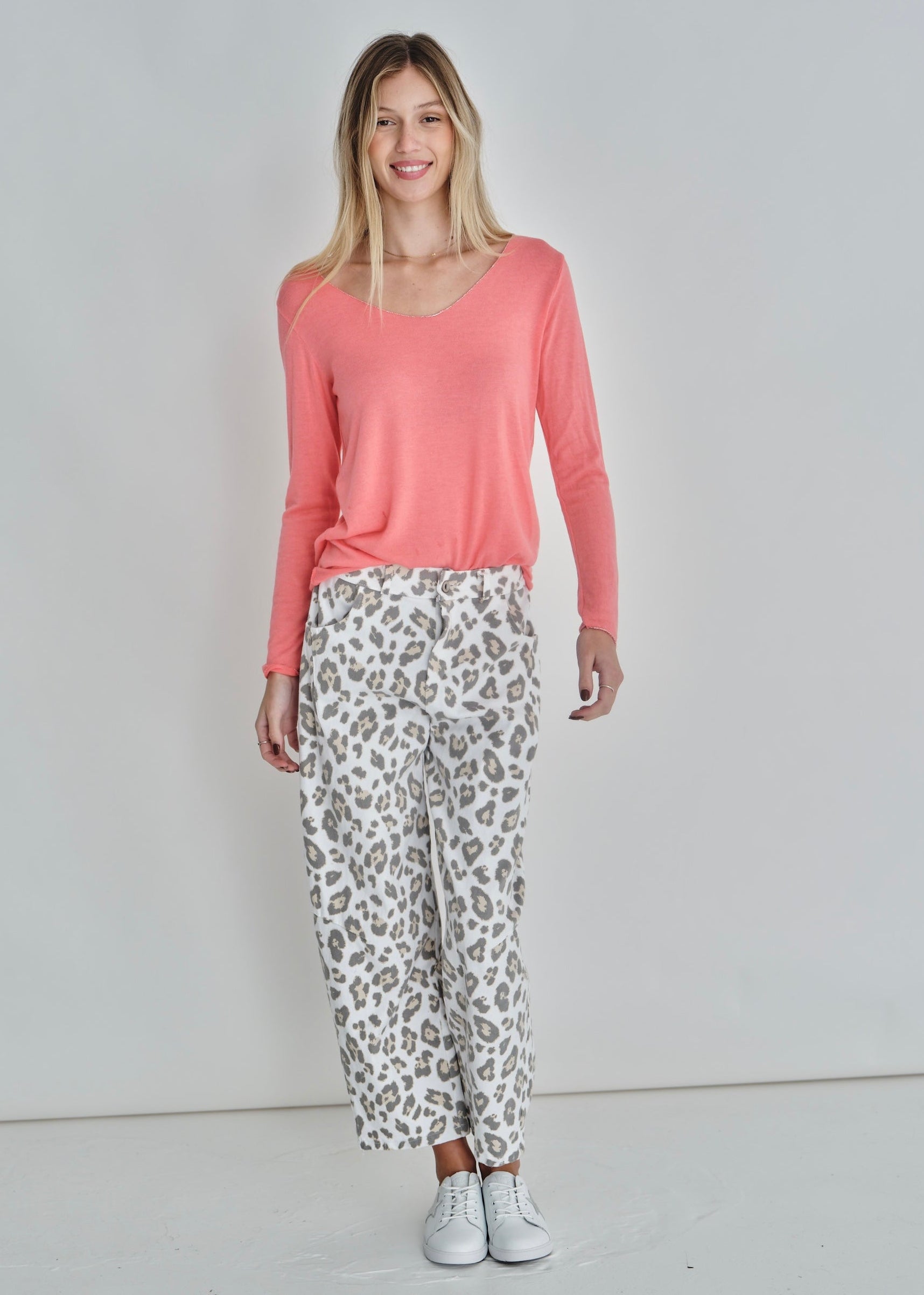 Italian Cotton Barrel Trousers With Leopard Print In White
