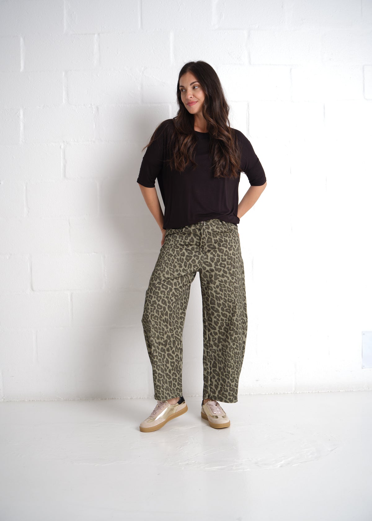 Kruger Leopard Print Wide Leg Pants In Khaki