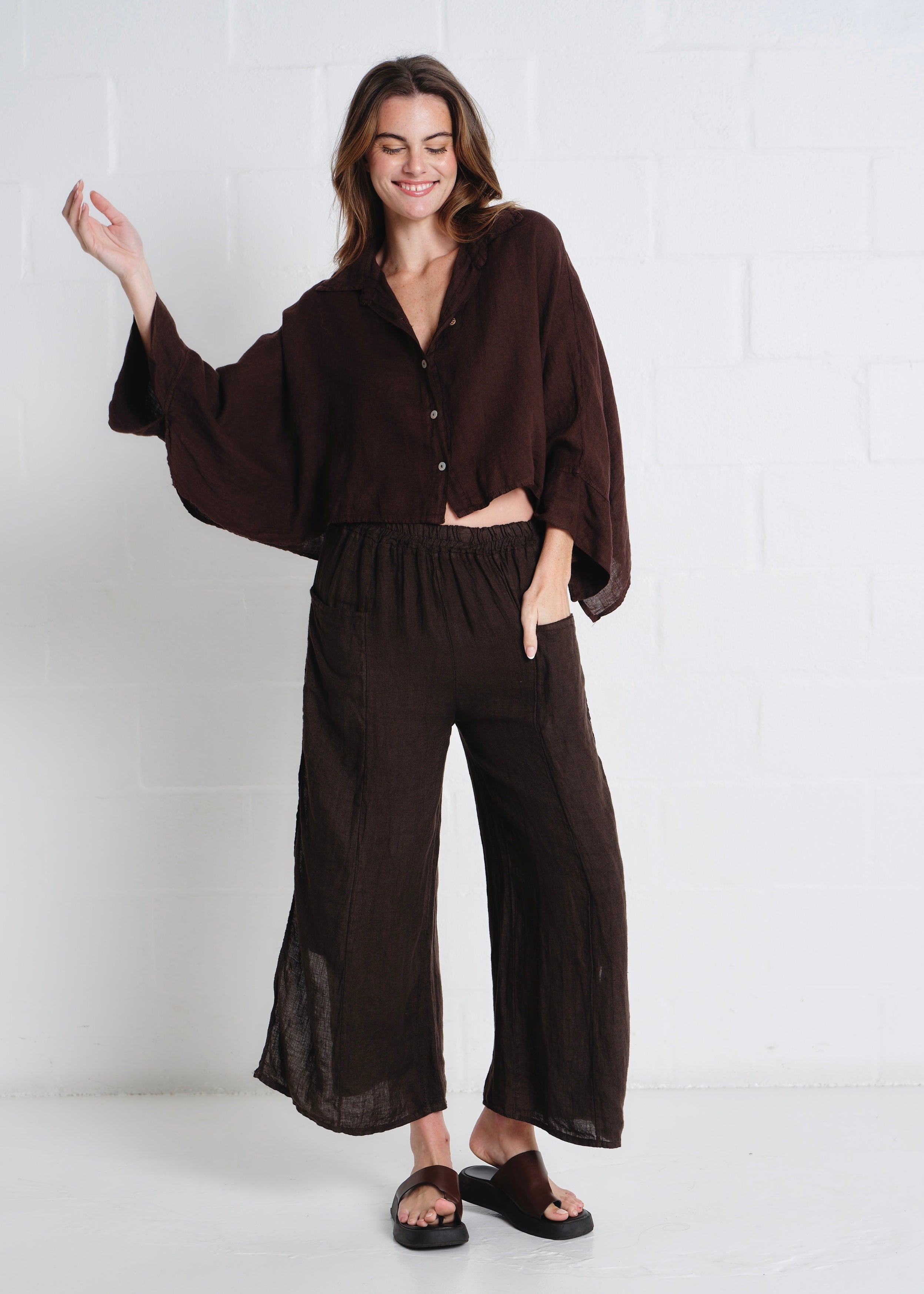 Lucca Italian Linen Batwing Shirt in Chocolate