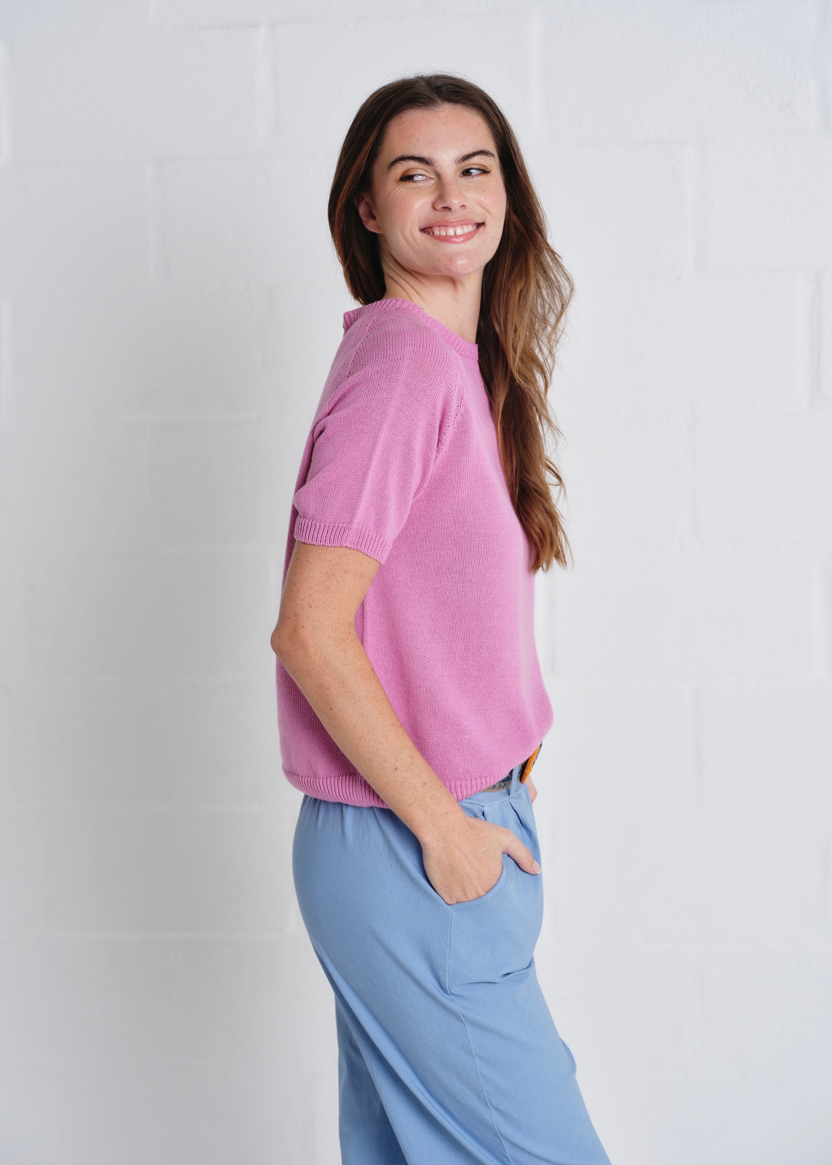Deneuve Cotton Round Neck SS Top In Dusty Pink