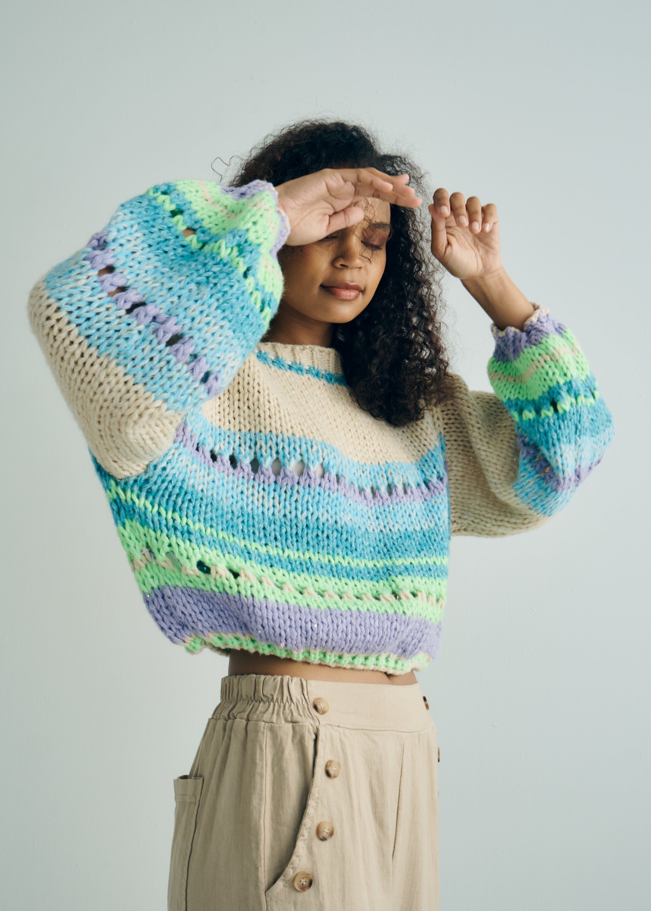 Daisy Chunky Beige Knit with Blue and Green