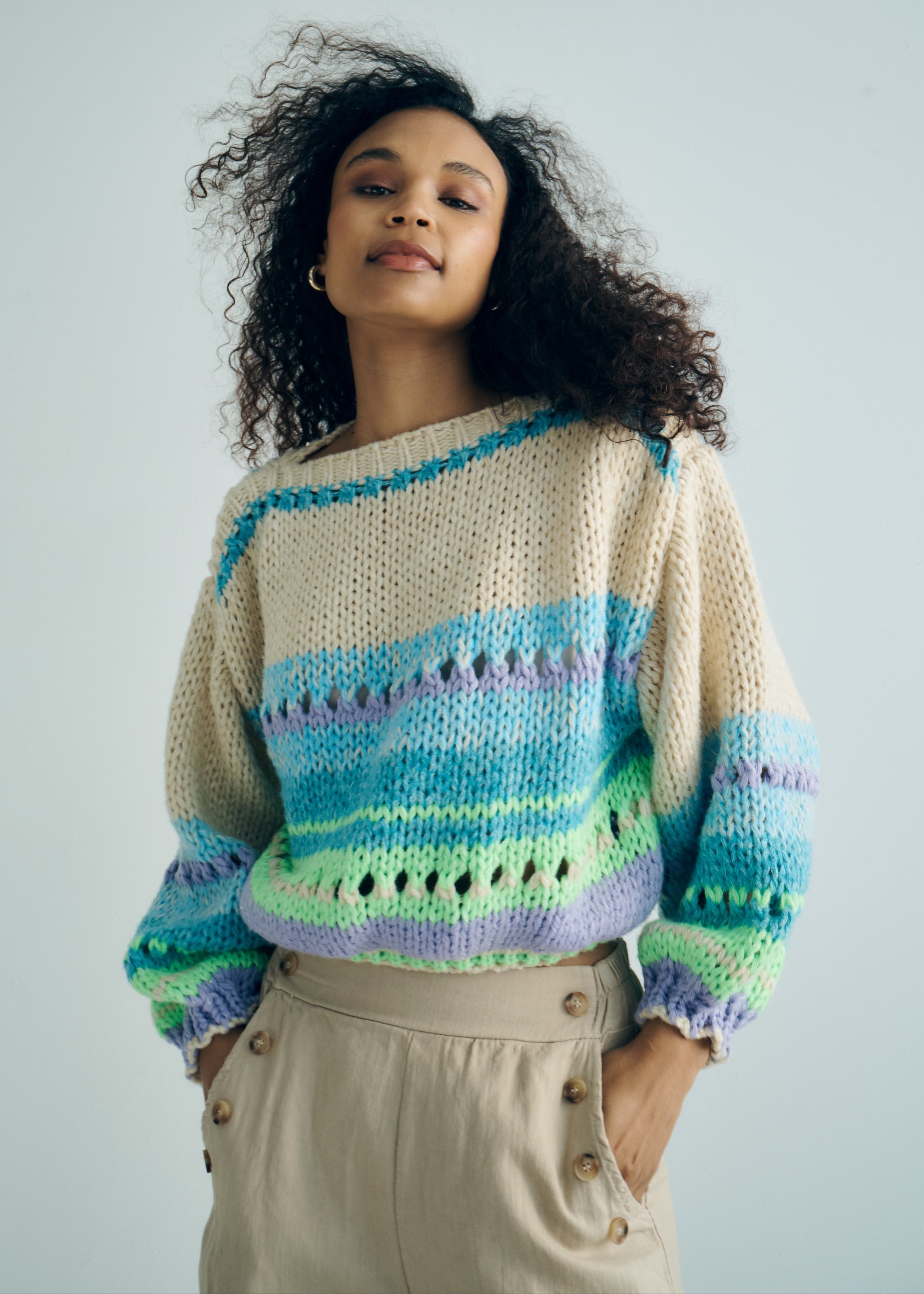 Daisy Chunky Beige Knit with Blue and Green