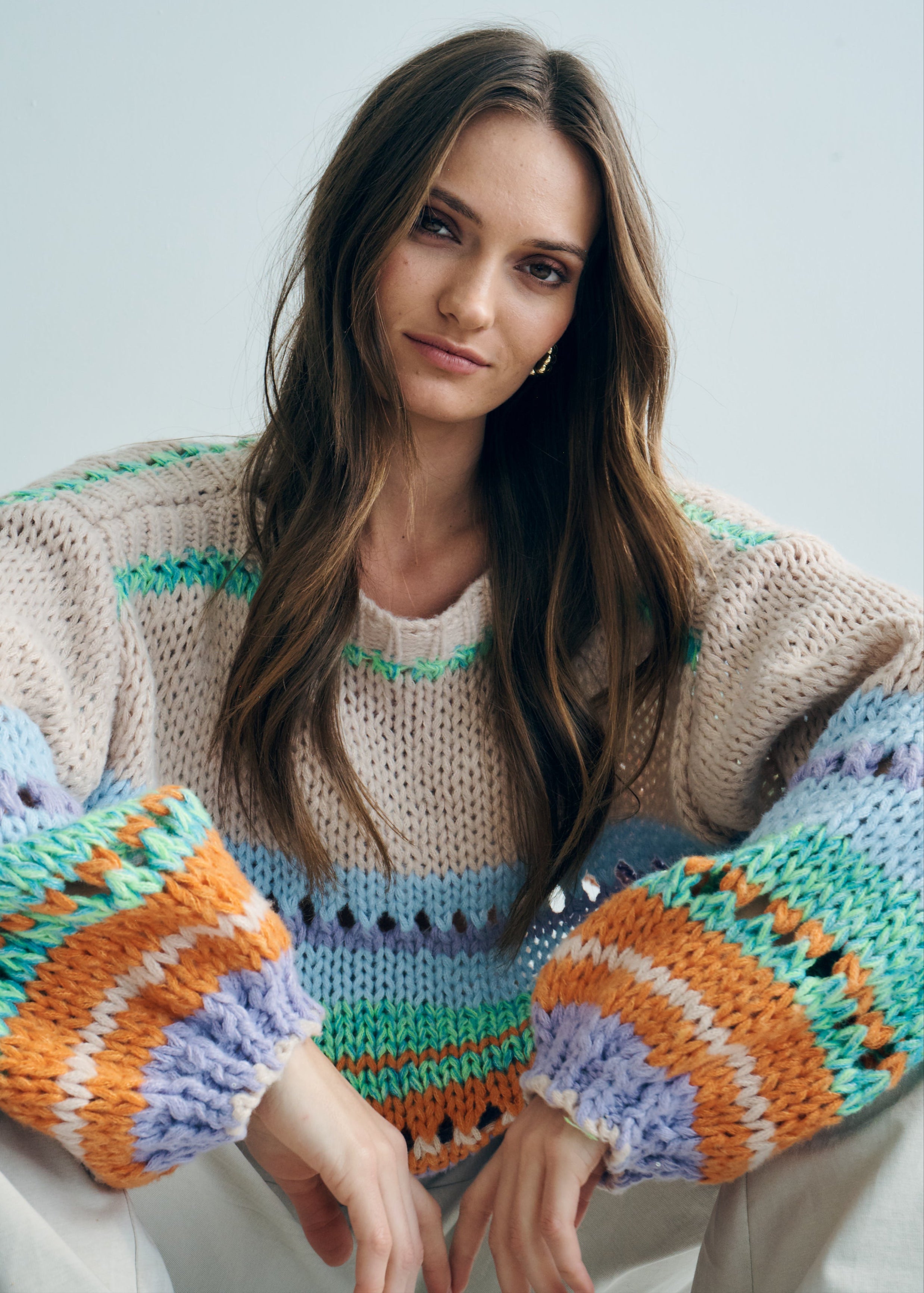 Daisy Chunky Beige Knit with Blue and Orange