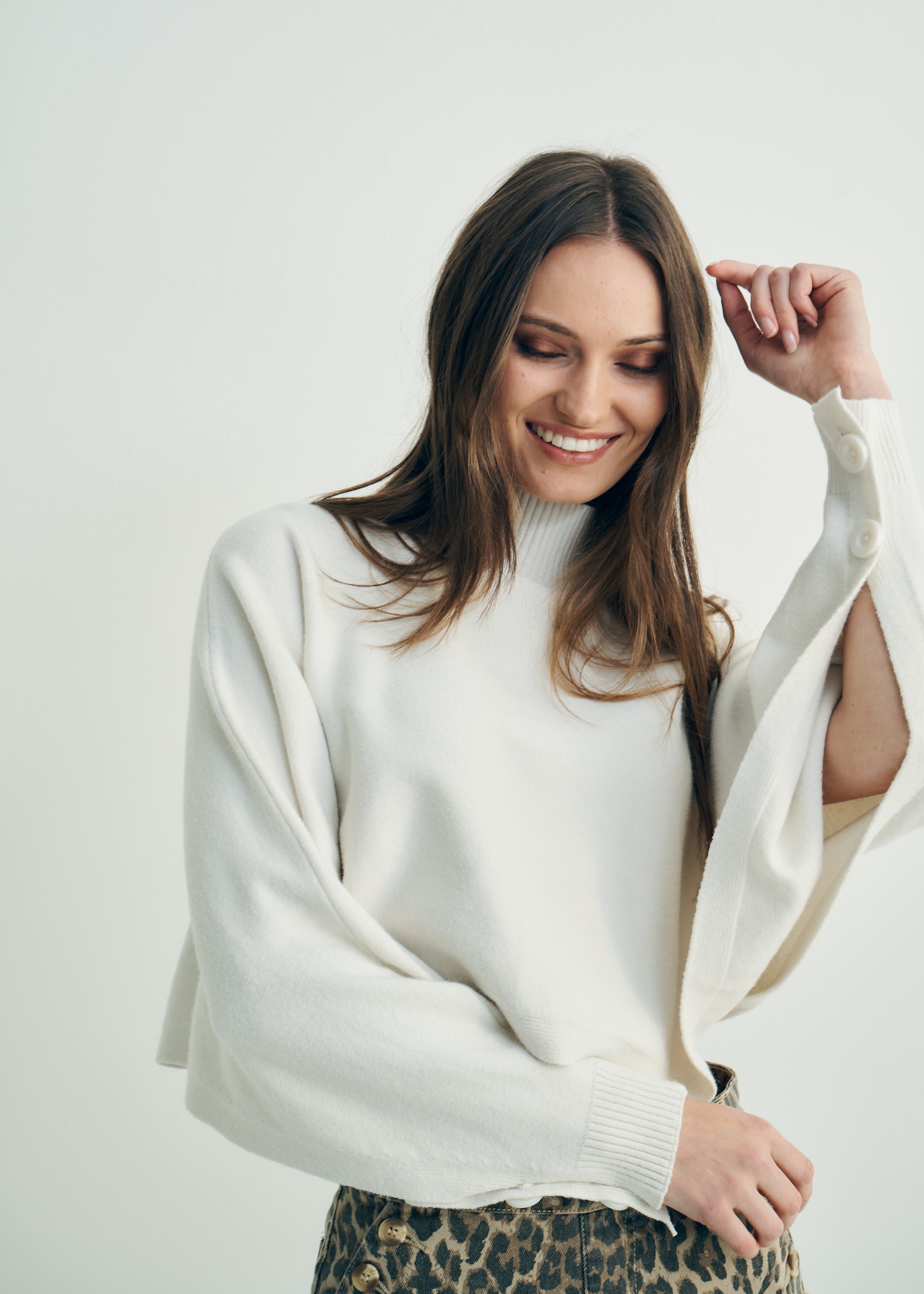 Hygge Italian Cropped Batwing Knit in Cream