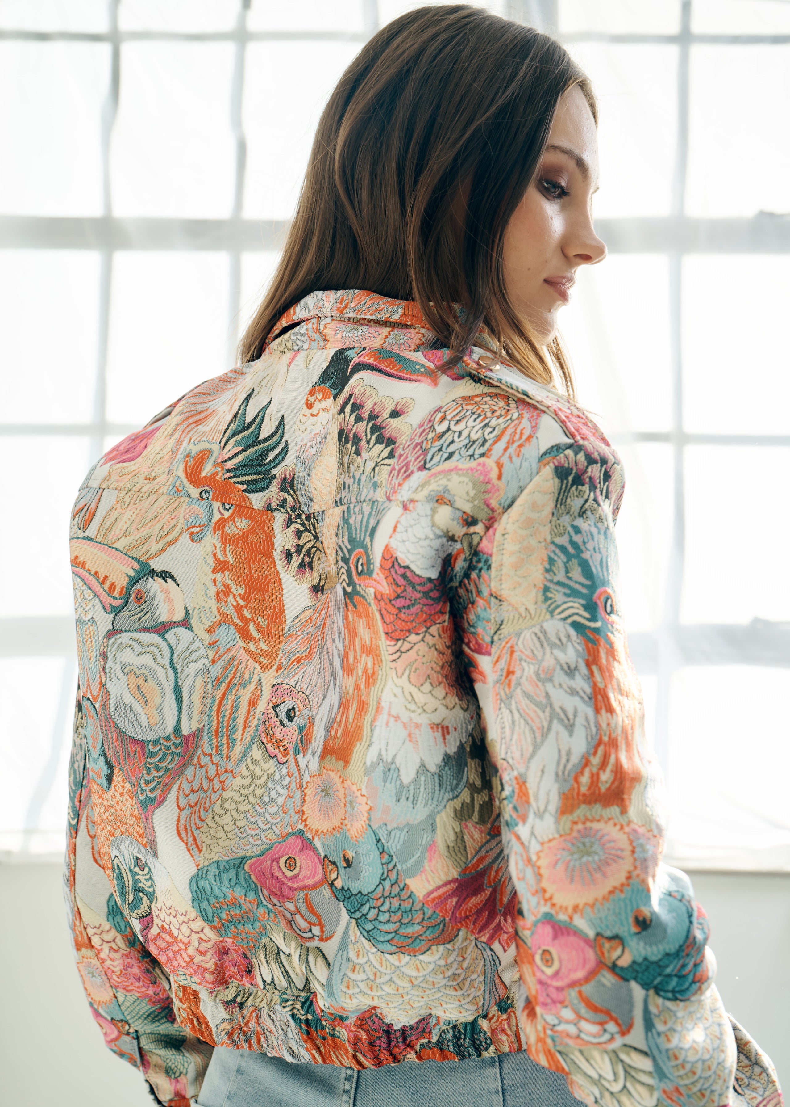 Paraíso Bird Motif Shiny Jacket in Red and Pink