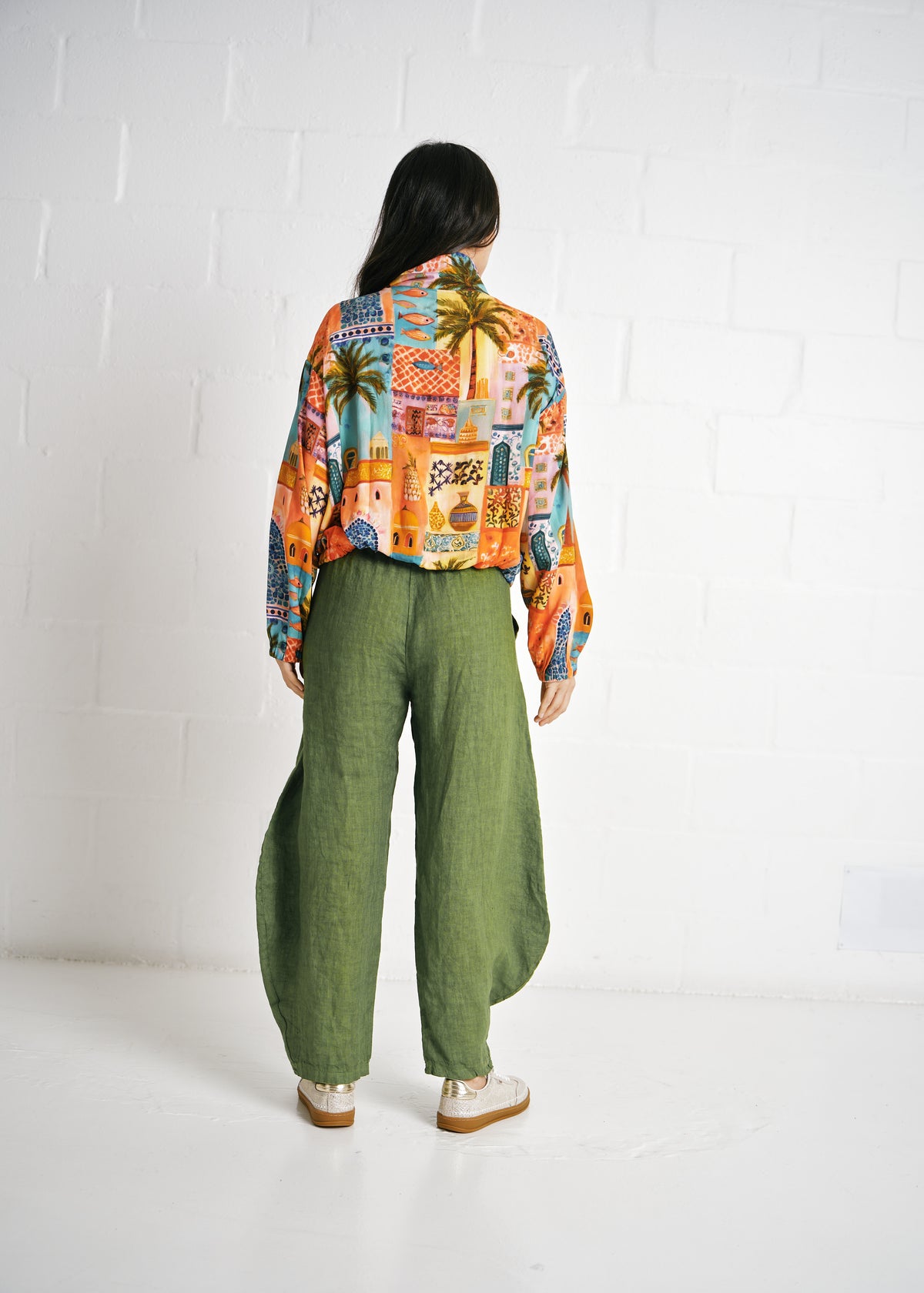 Antibes Italian Barrel Linen Pants With Belt In Khaki