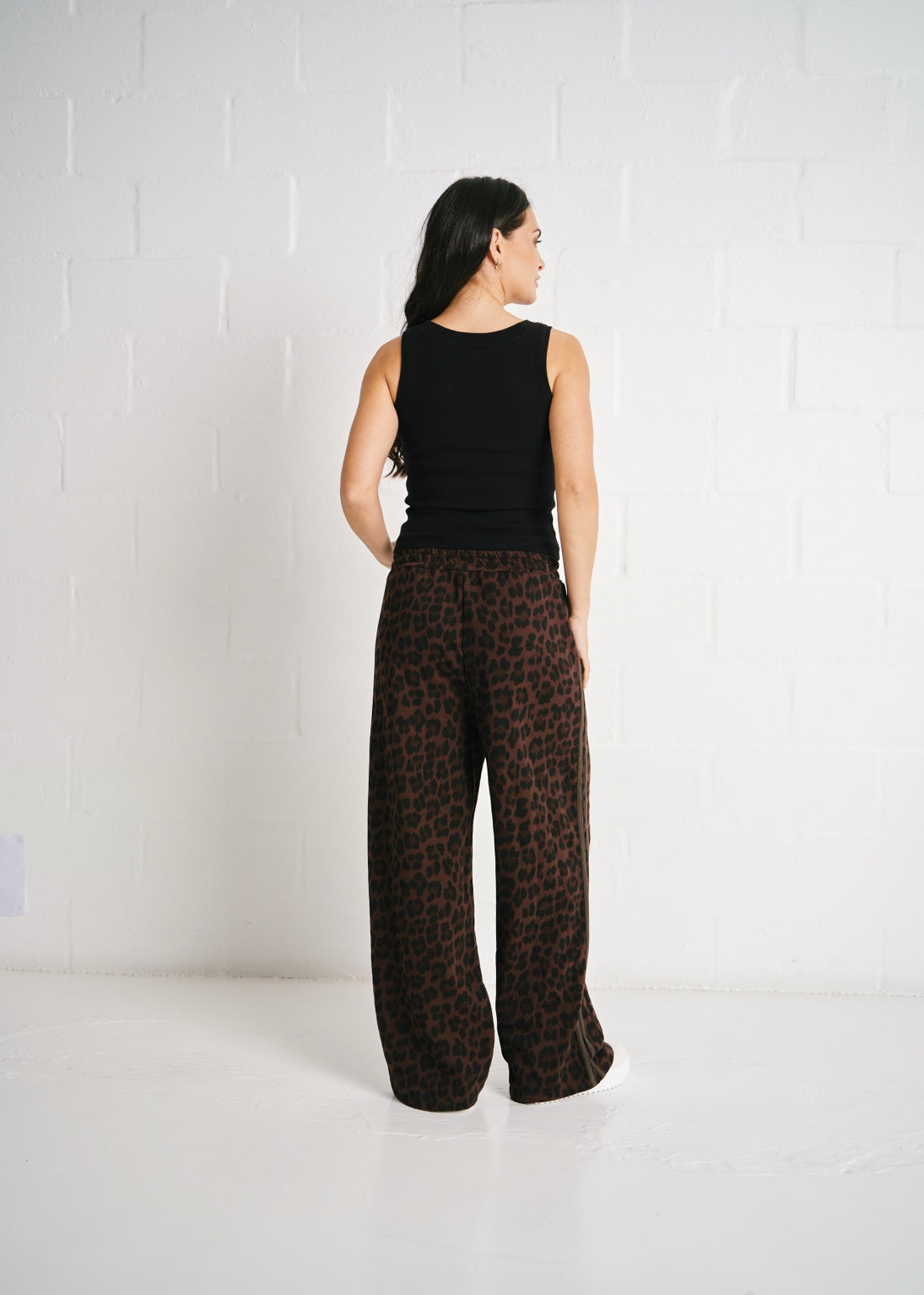Ravenna Leopard Wide Leg Side Stripe Pants In Chocolate Brown