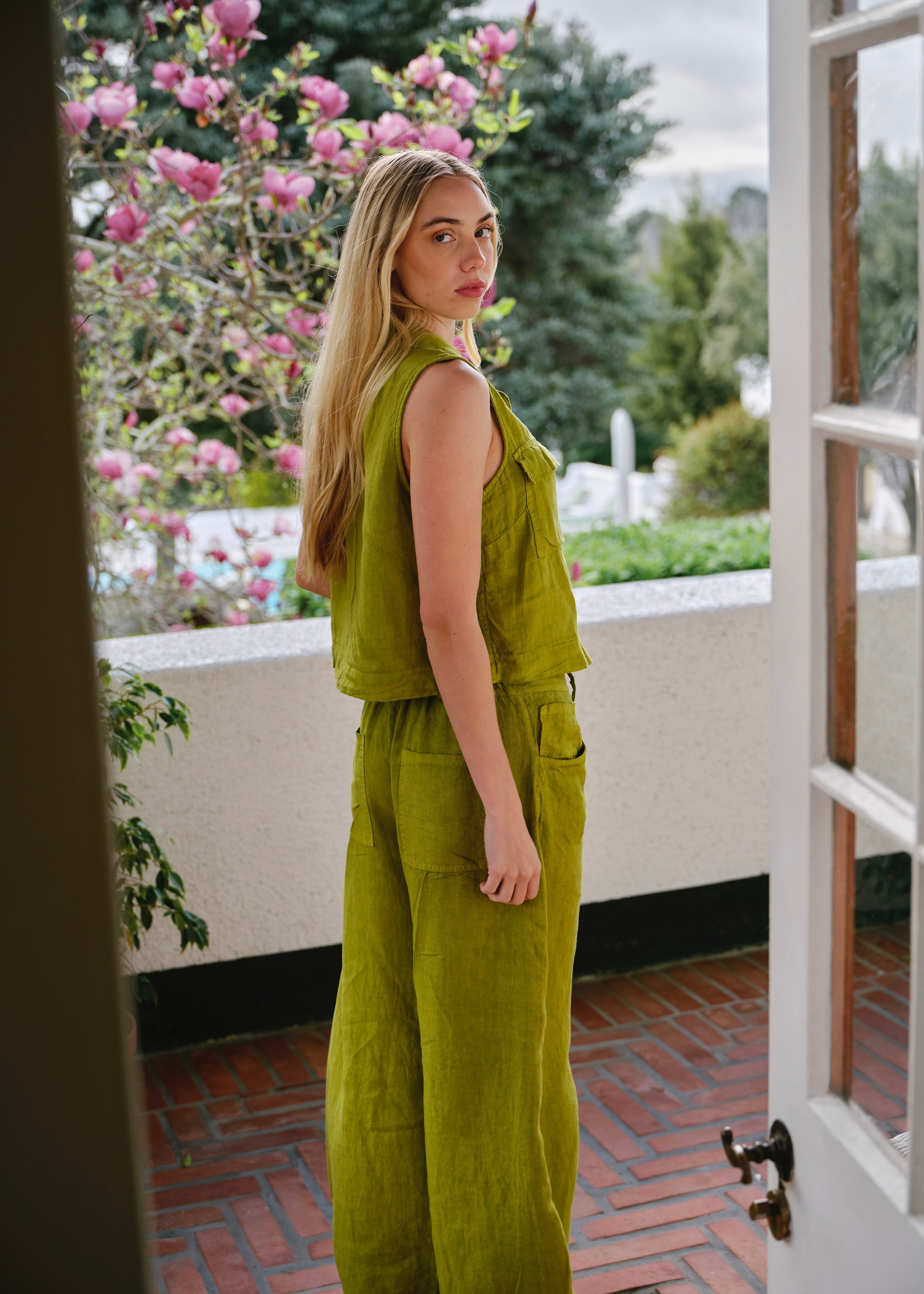 Positano Linen Sleeveless Waistcoat In Chartreuse