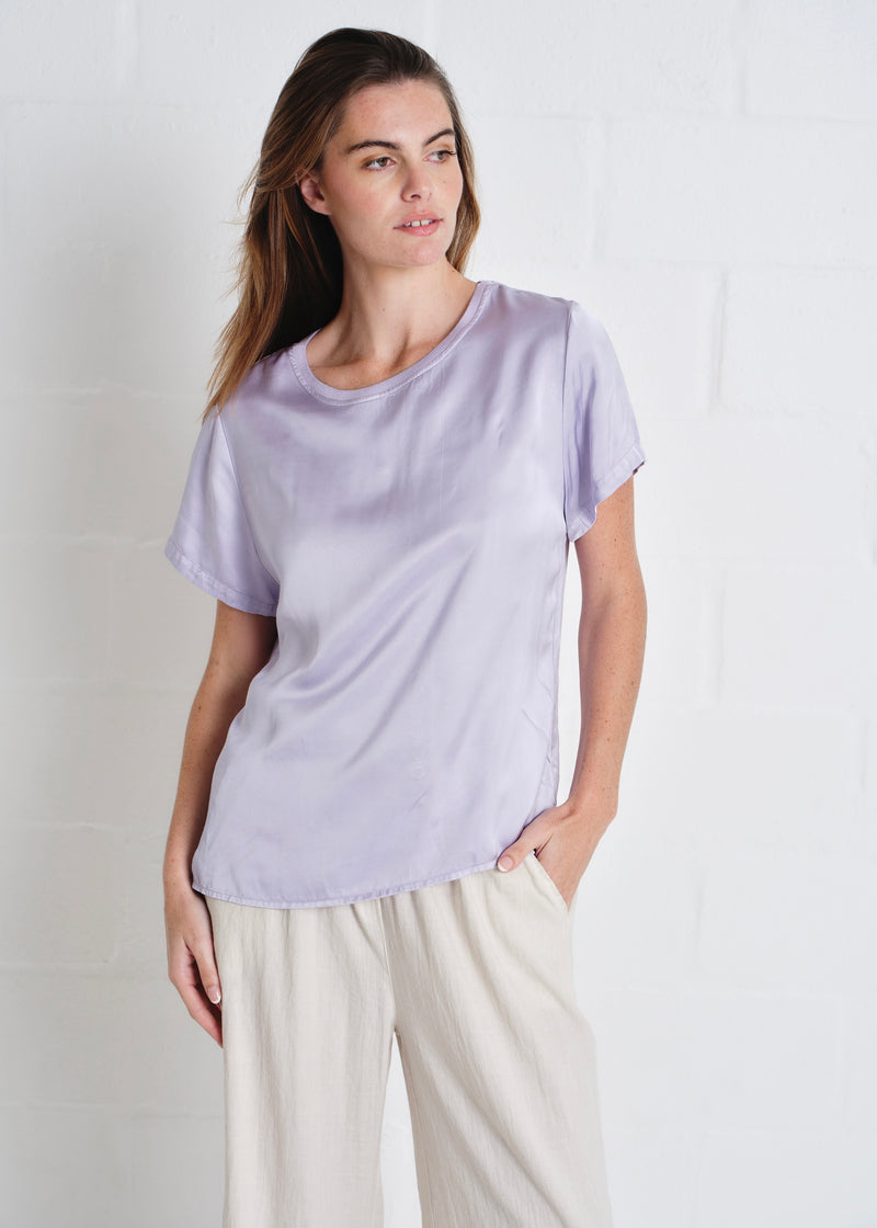 Capri Italian Silk Blend Tee in Lilac