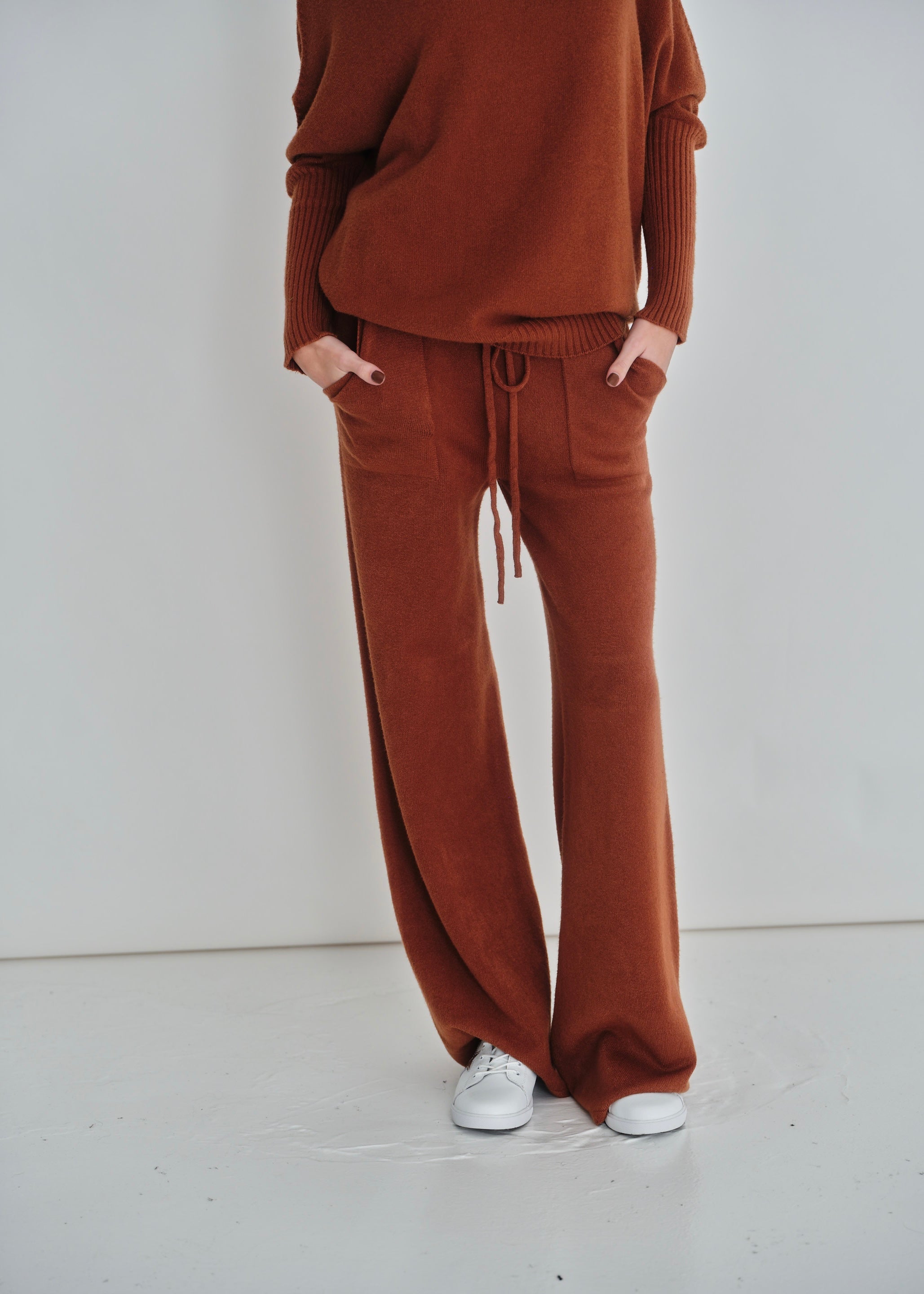 Sofia Italian Knitted Palazzo Knit Pants In Tobacco