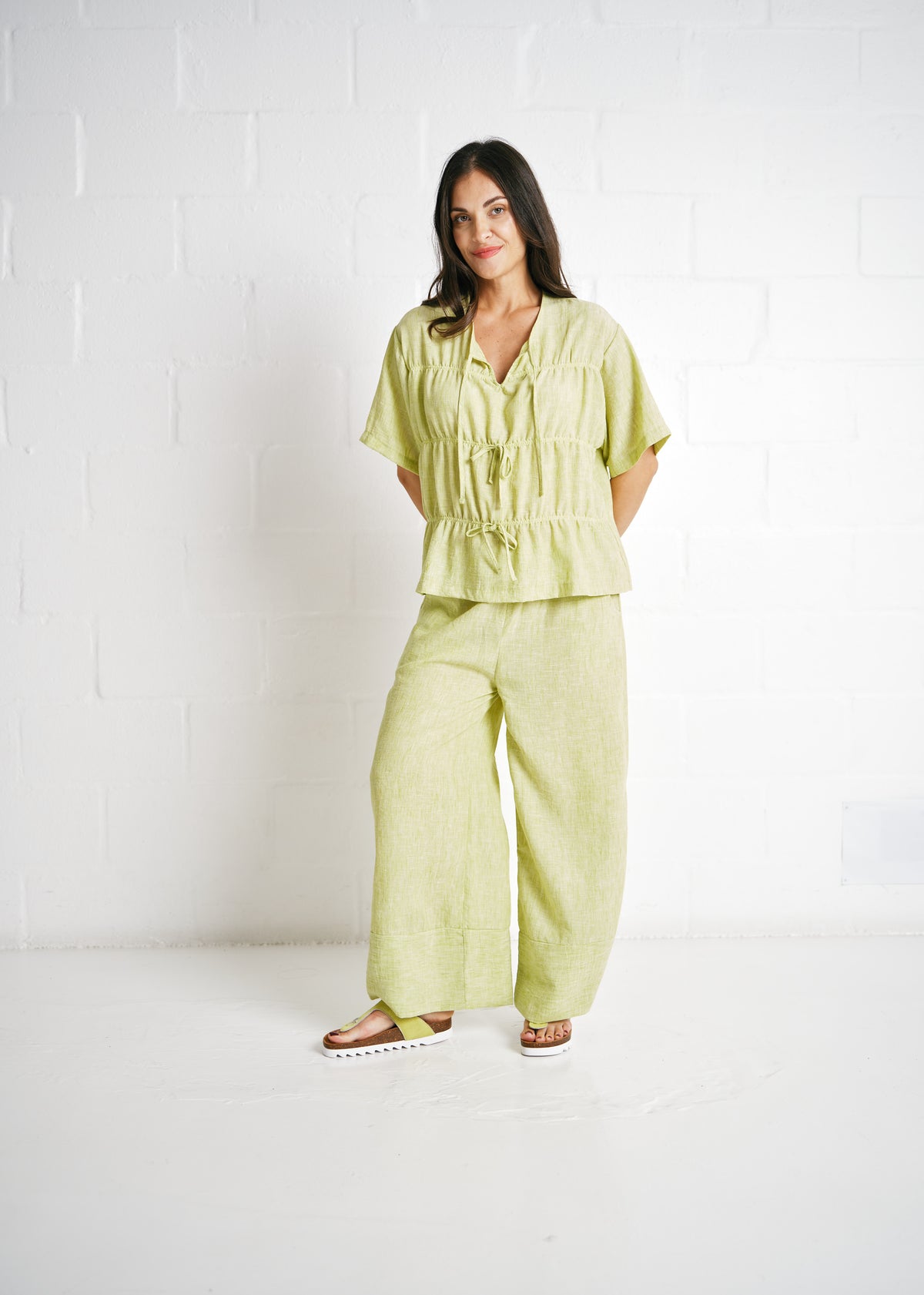 Tiered Tie-Front Linen Blend Top In Pistachio