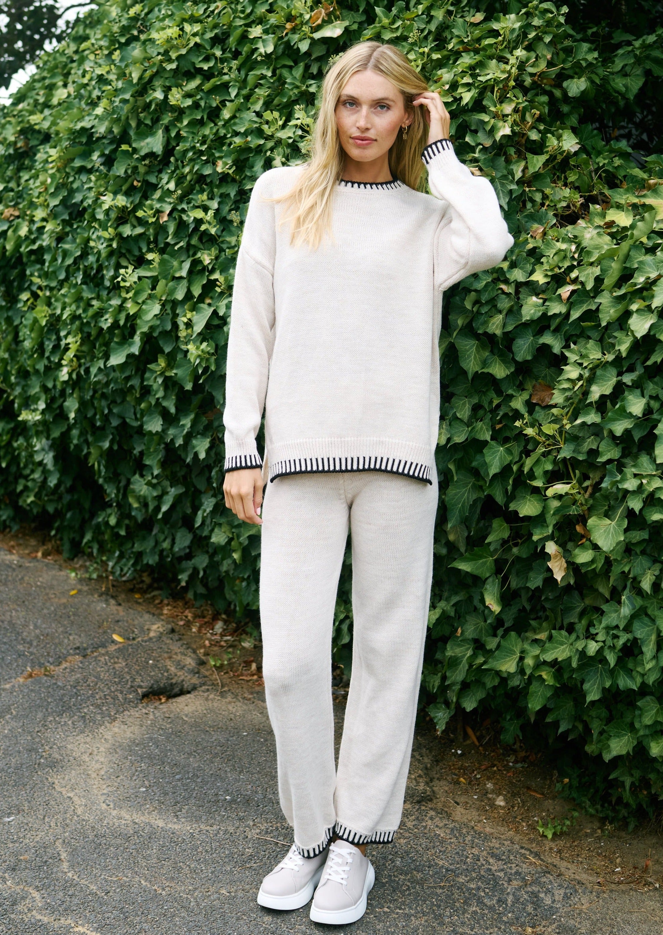 Italian Knitted Tracksuit Set with Stitched Boarder In Cream