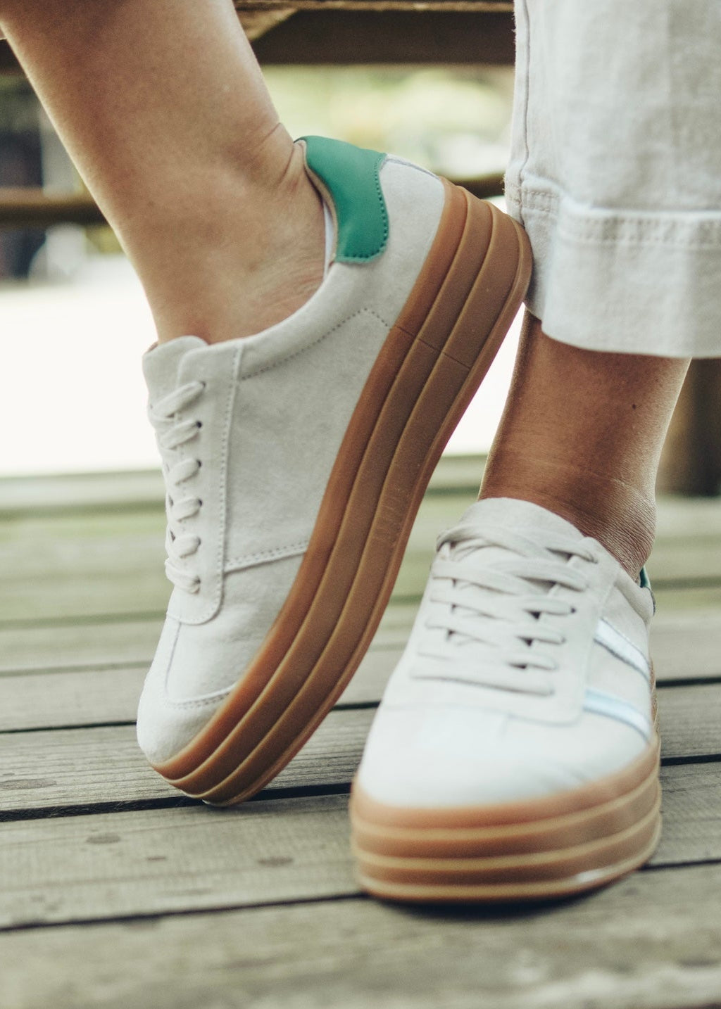 Bree Leather Sneaker In Light Taupe