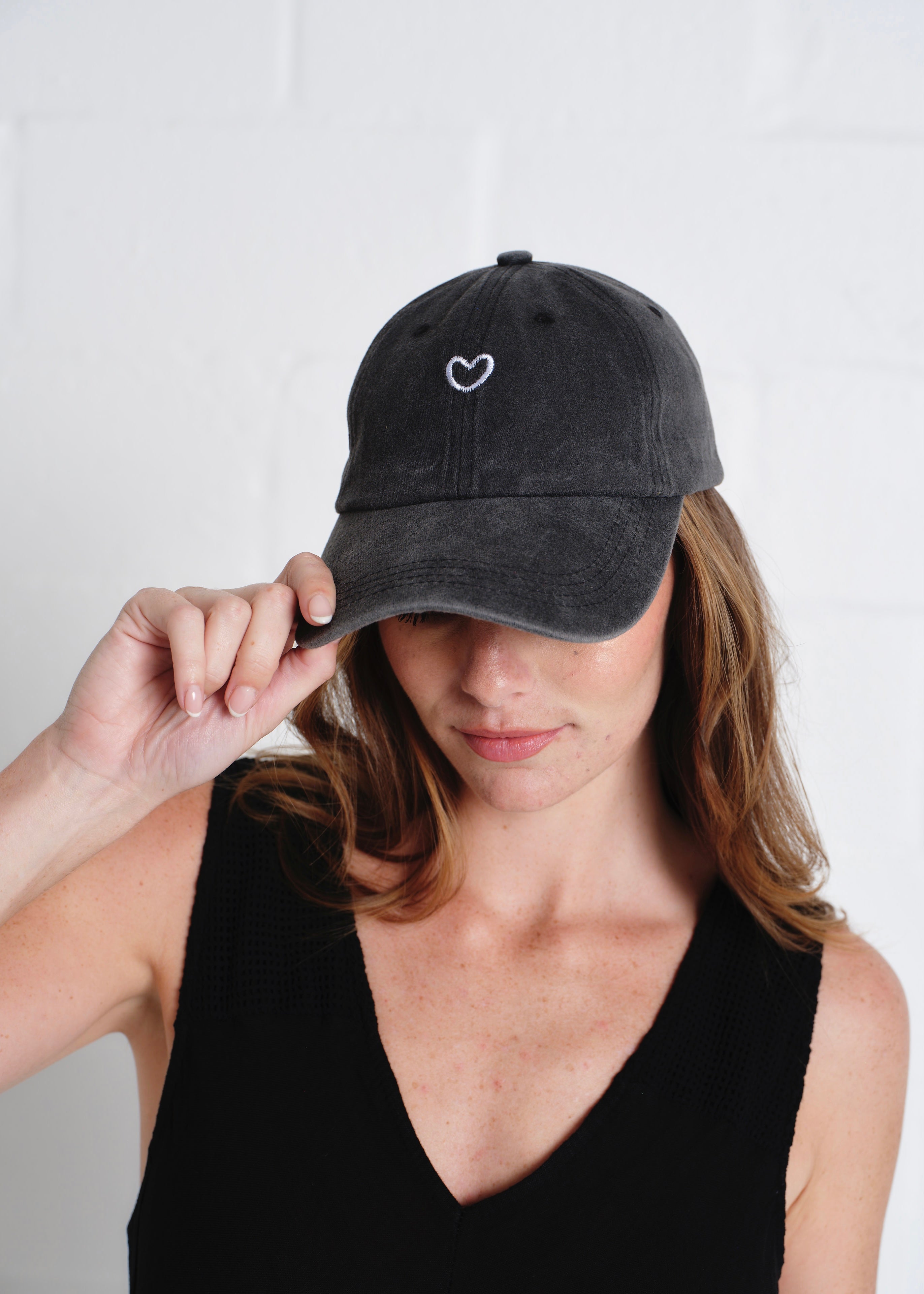 Tender Heart Cap In Black