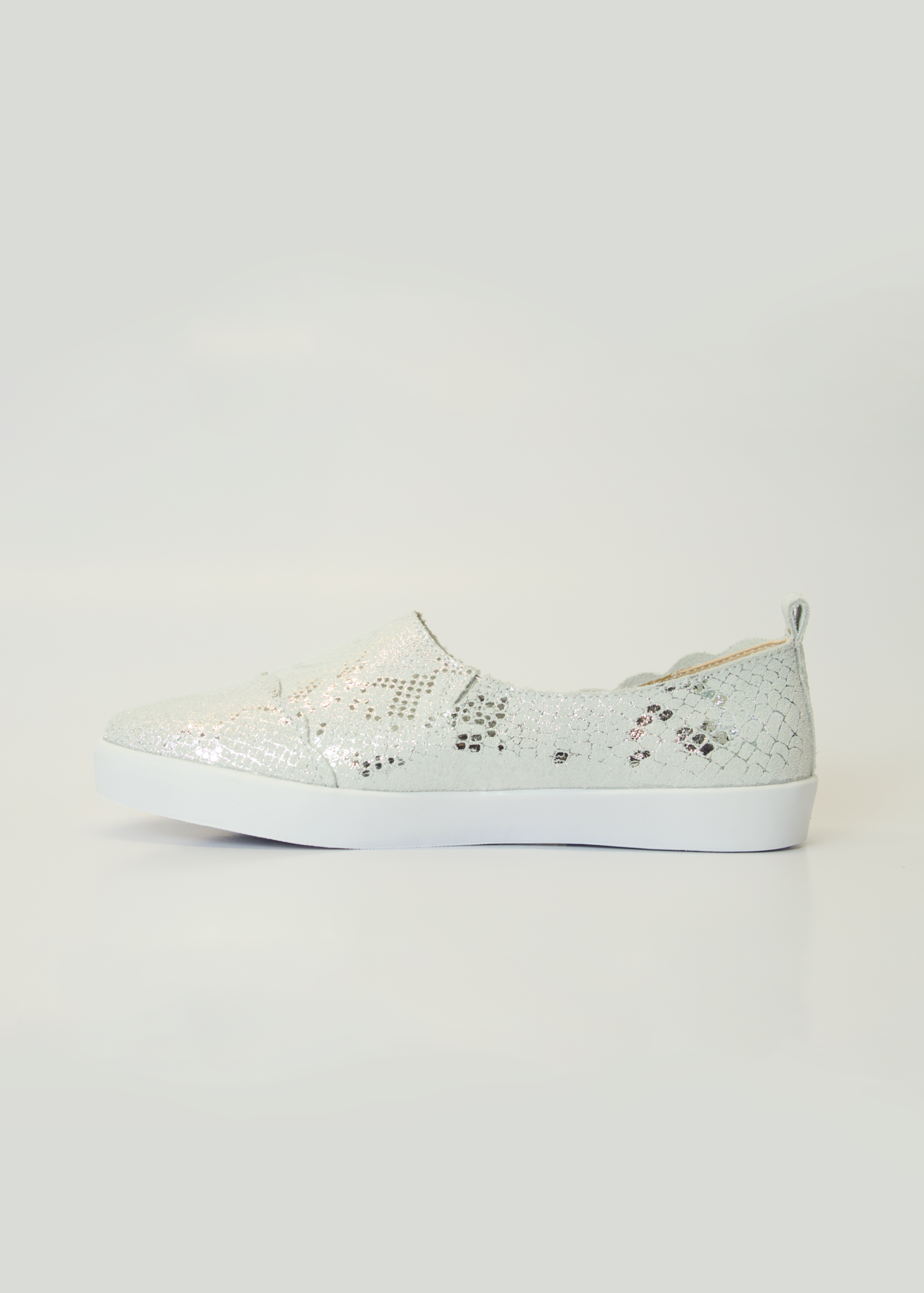 Fran Scalloped Leather Slip On's In Silver Snake