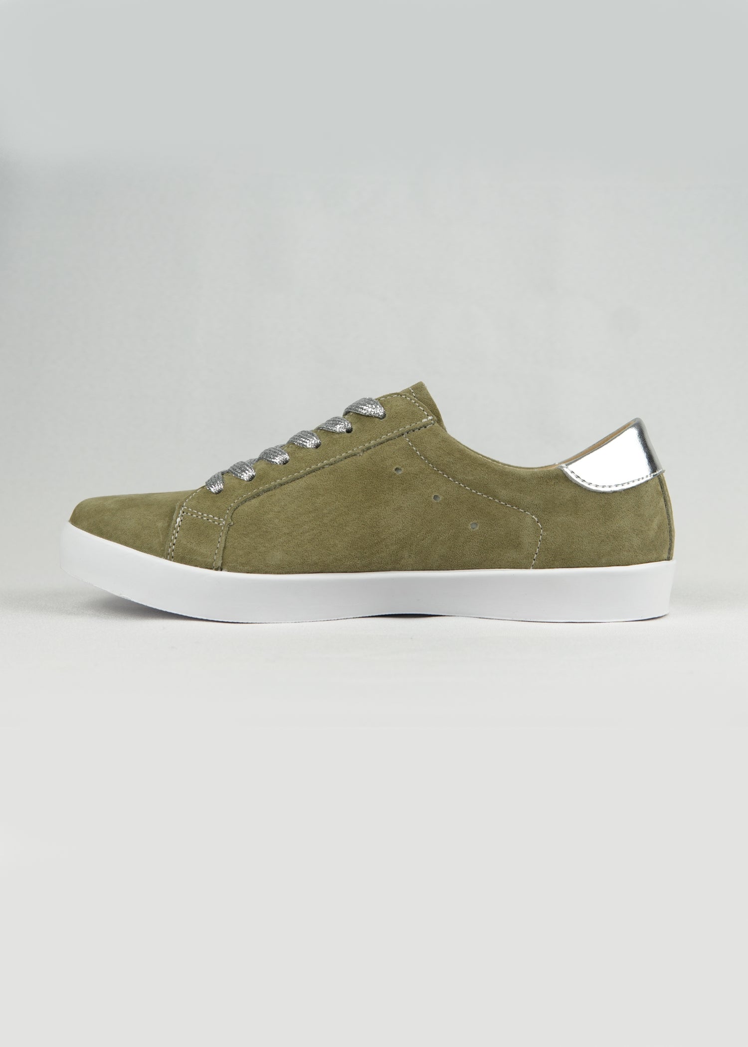 Jose Leather Sneaker With Silver Print Star In Olive
