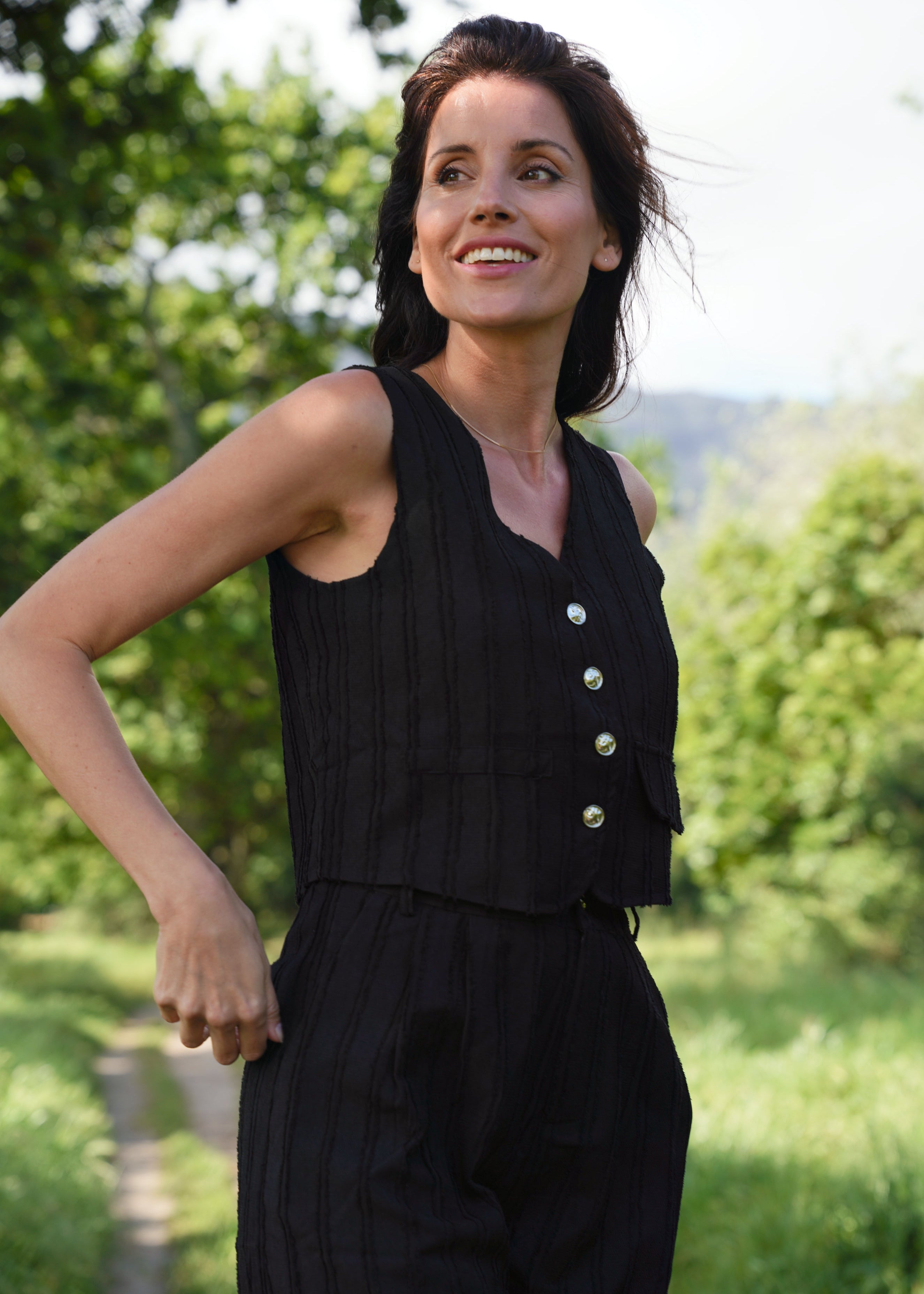 Lisboa Linen Blend Play Set In Black