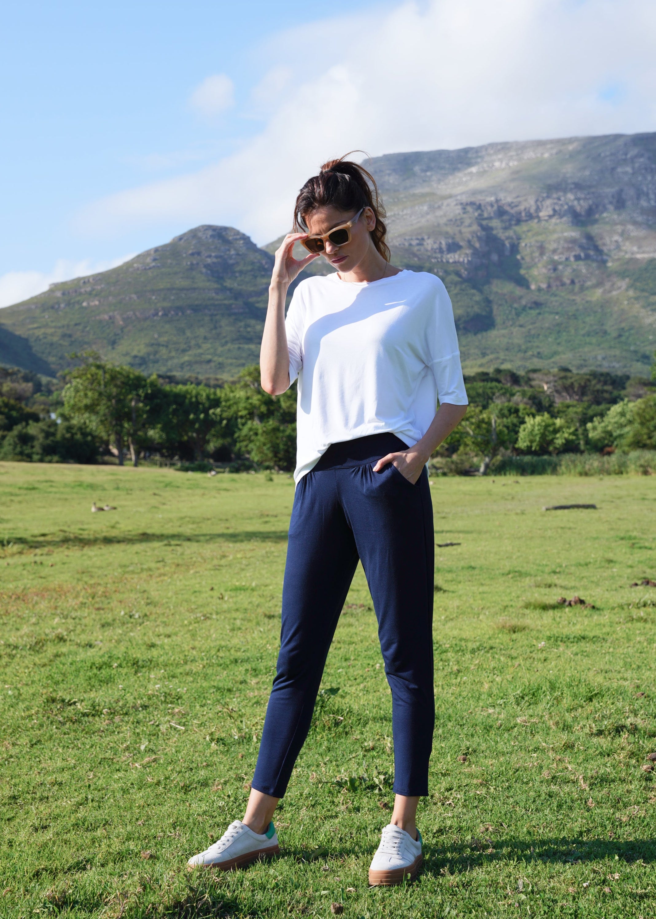 Classic Front Pleat Lounge Pants in Navy