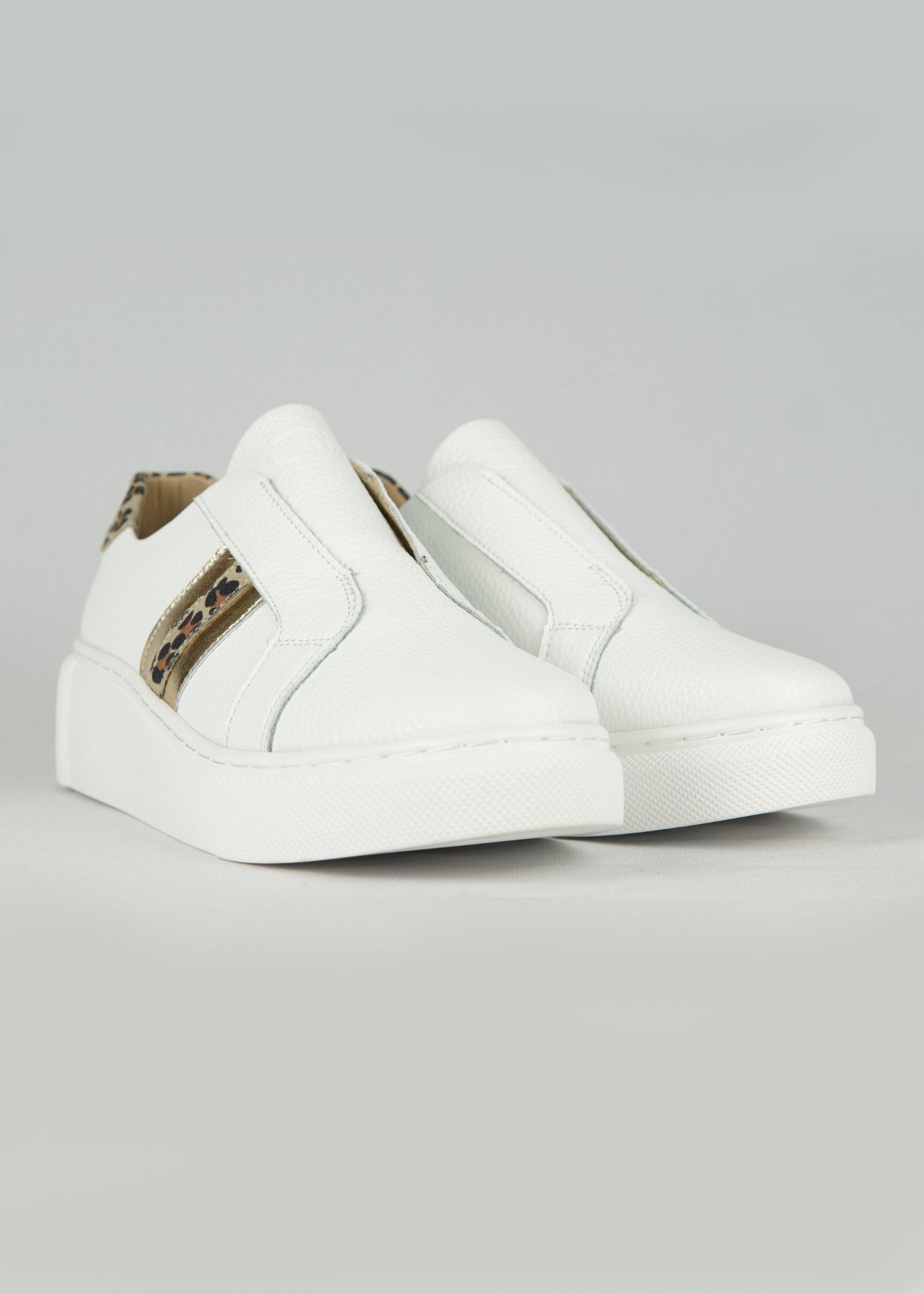 Serena Sneaker With Animal Print In White And Gold