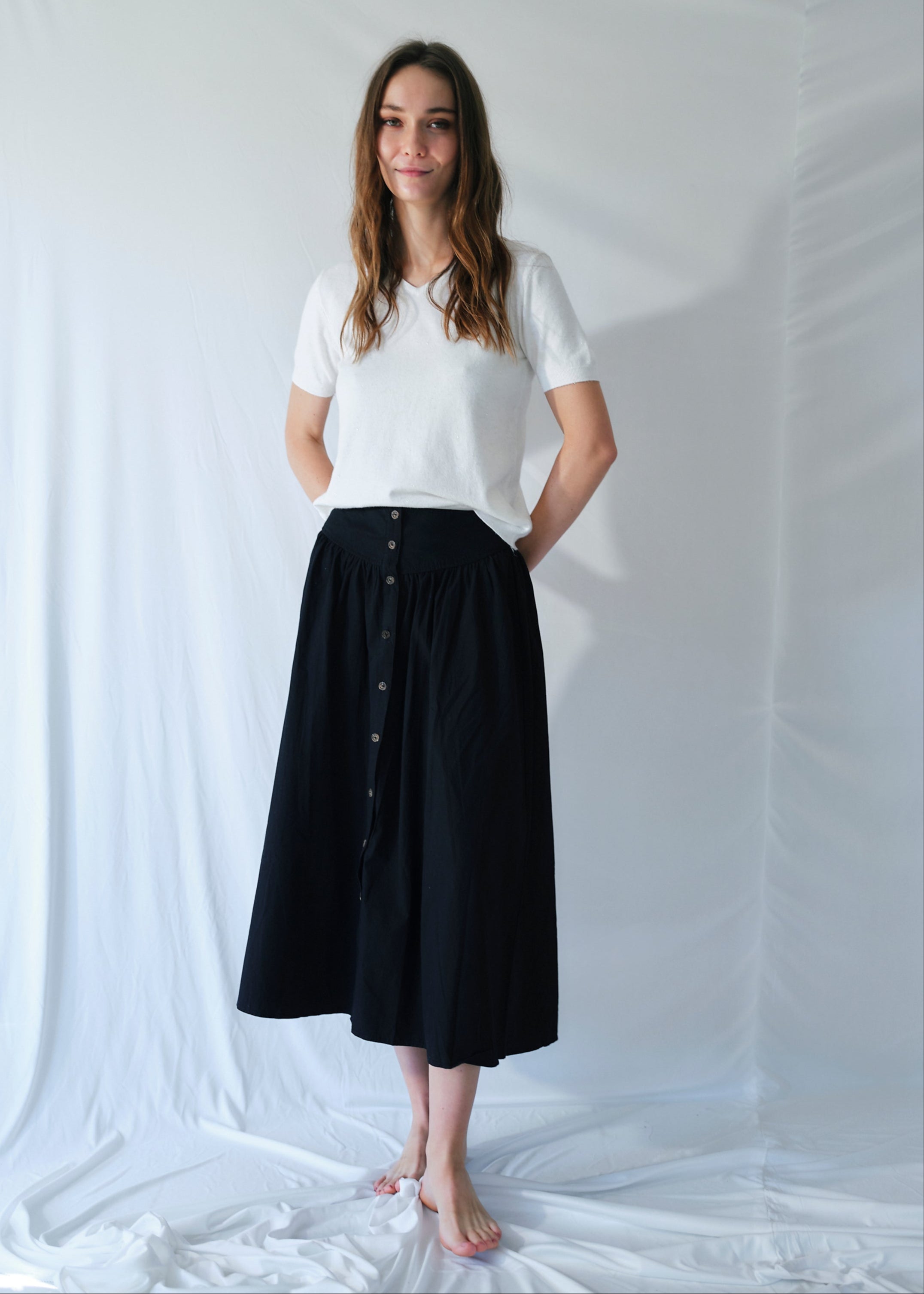 3/4 Skirt with front Buttons in Black