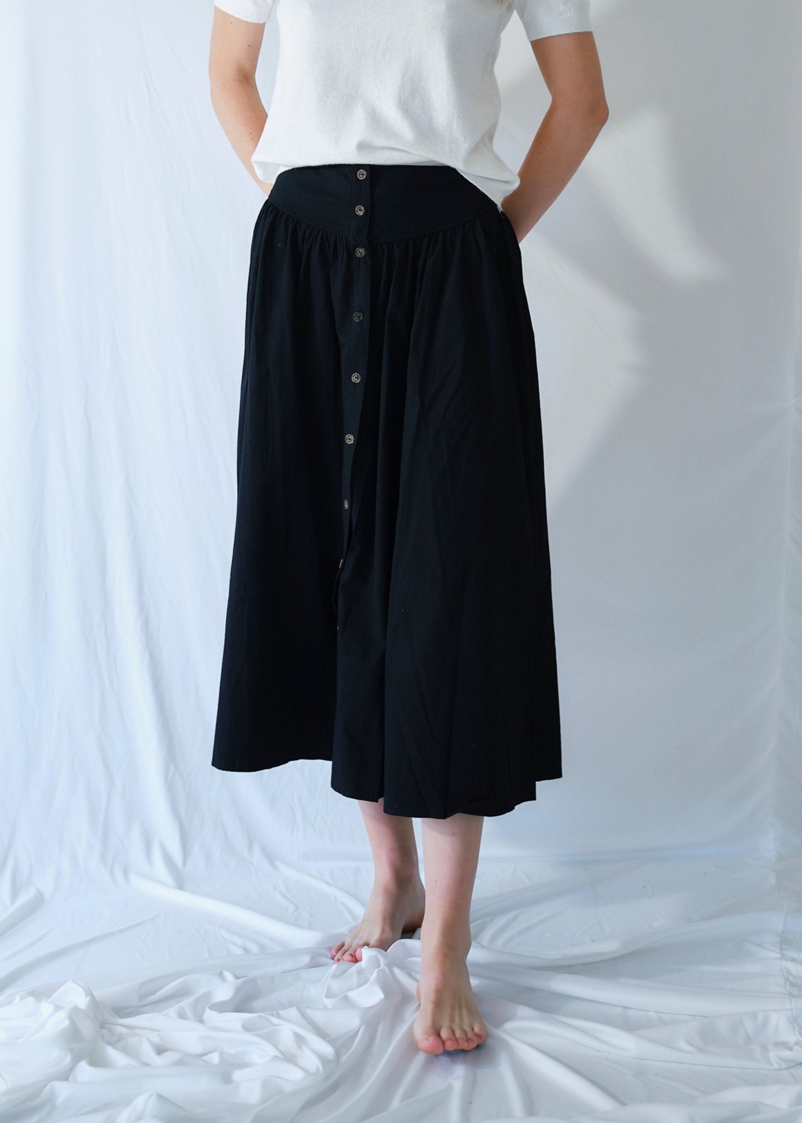 3/4 Skirt with front Buttons in Black