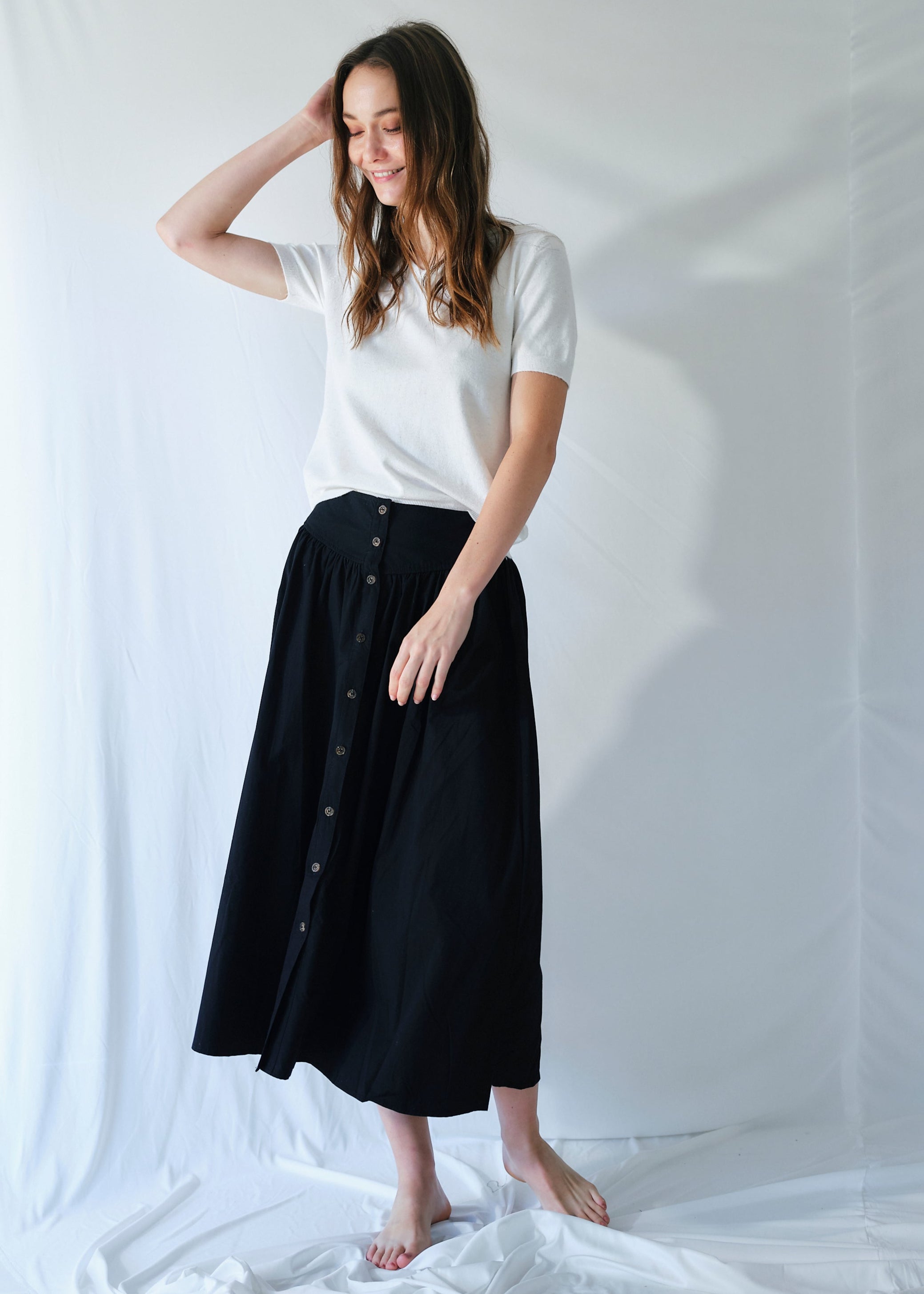 3/4 Skirt with front Buttons in Black