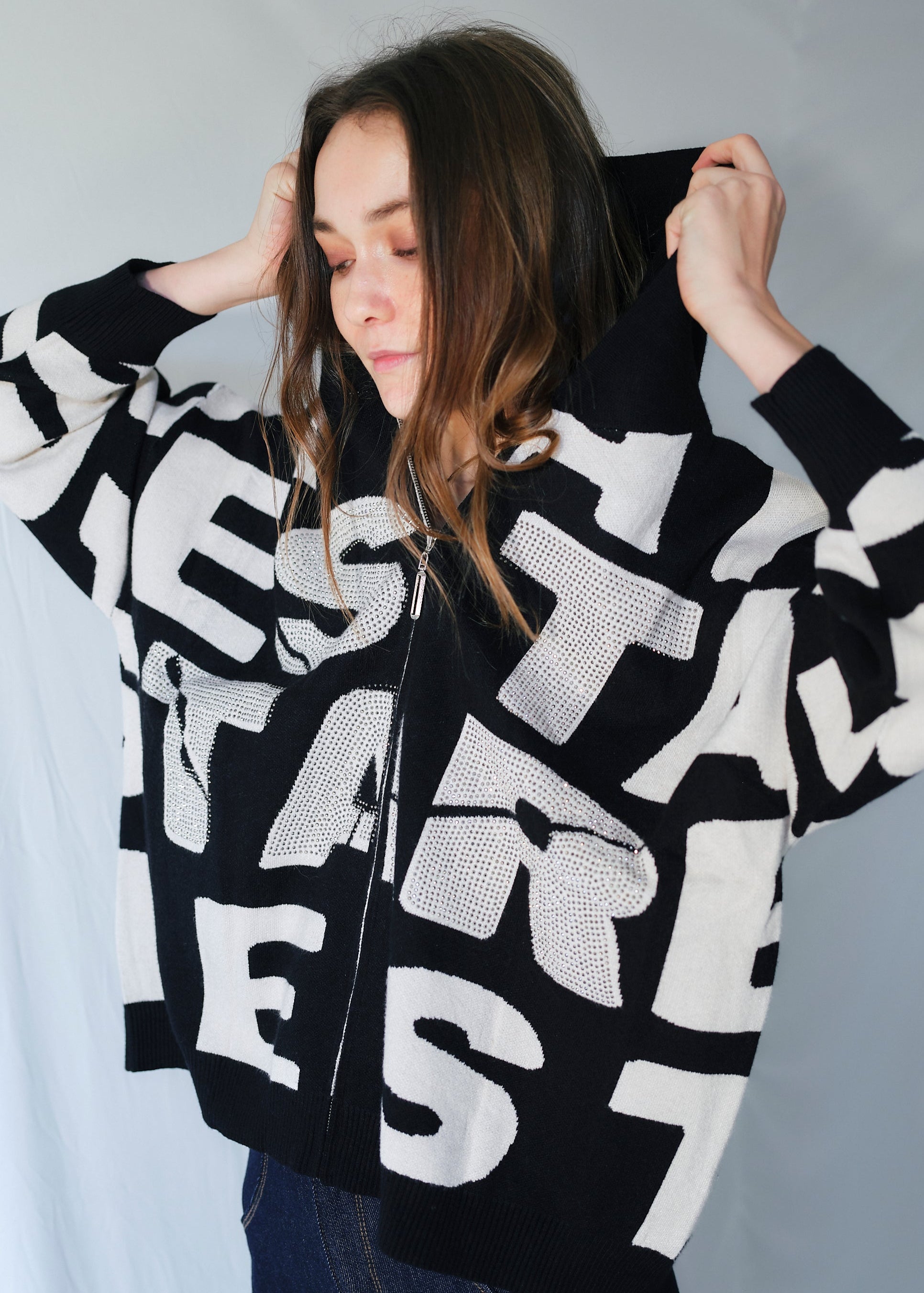 New York Knit with Sparkles in Black and Beige