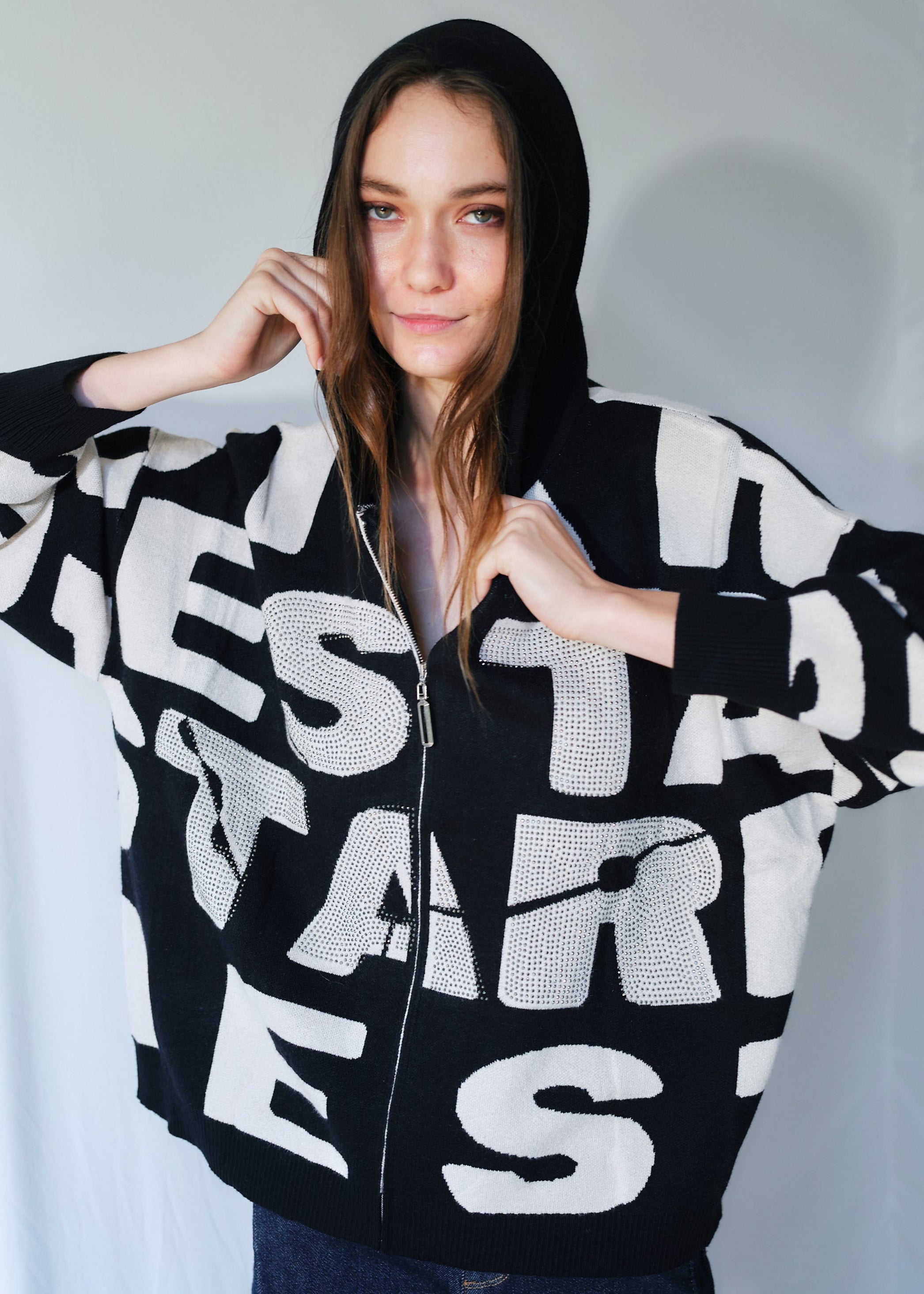 New York Knit with Sparkles in Black and Beige