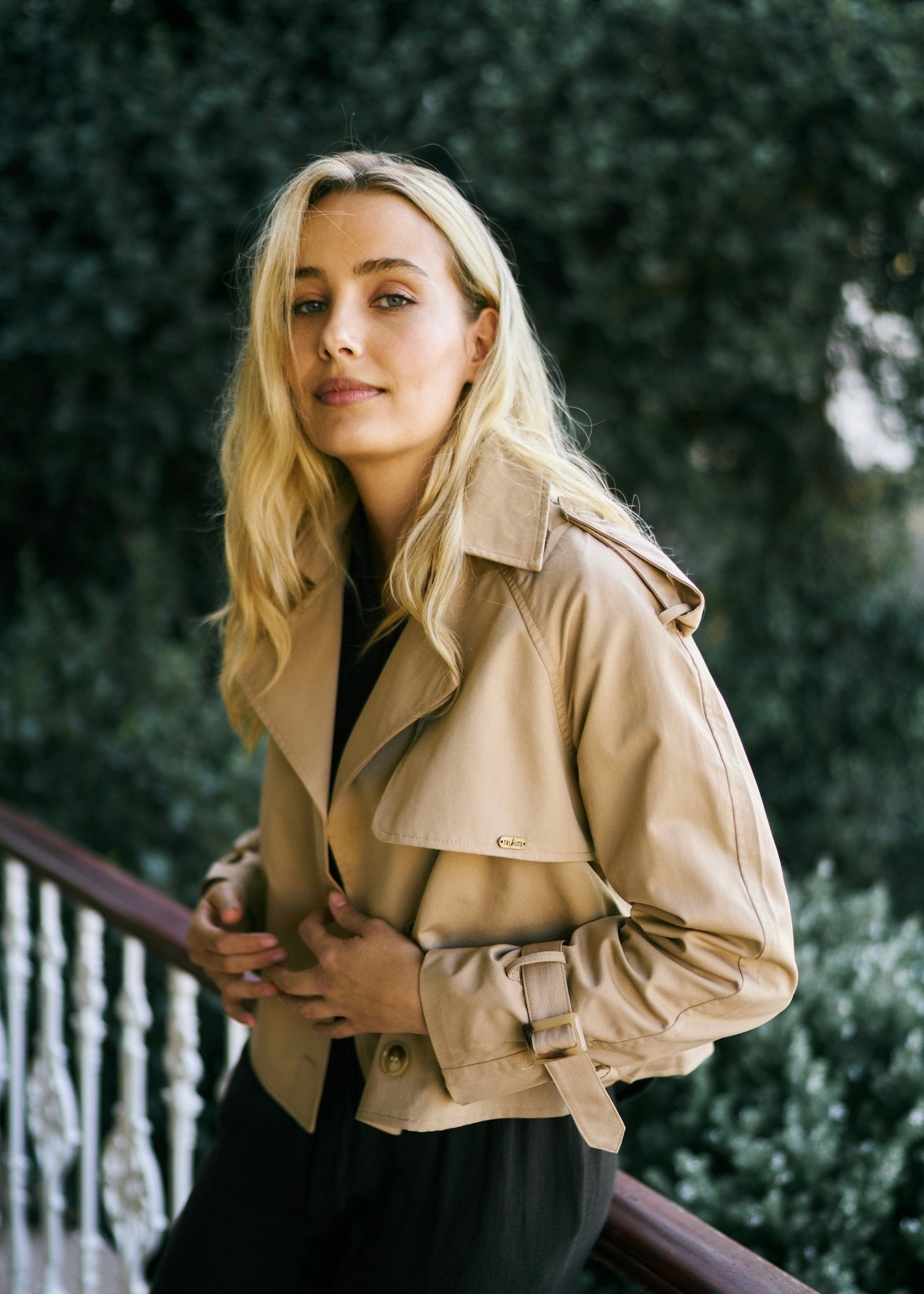 Cropped Trench Coat in Beige - Tribute StoreTRIBUTE