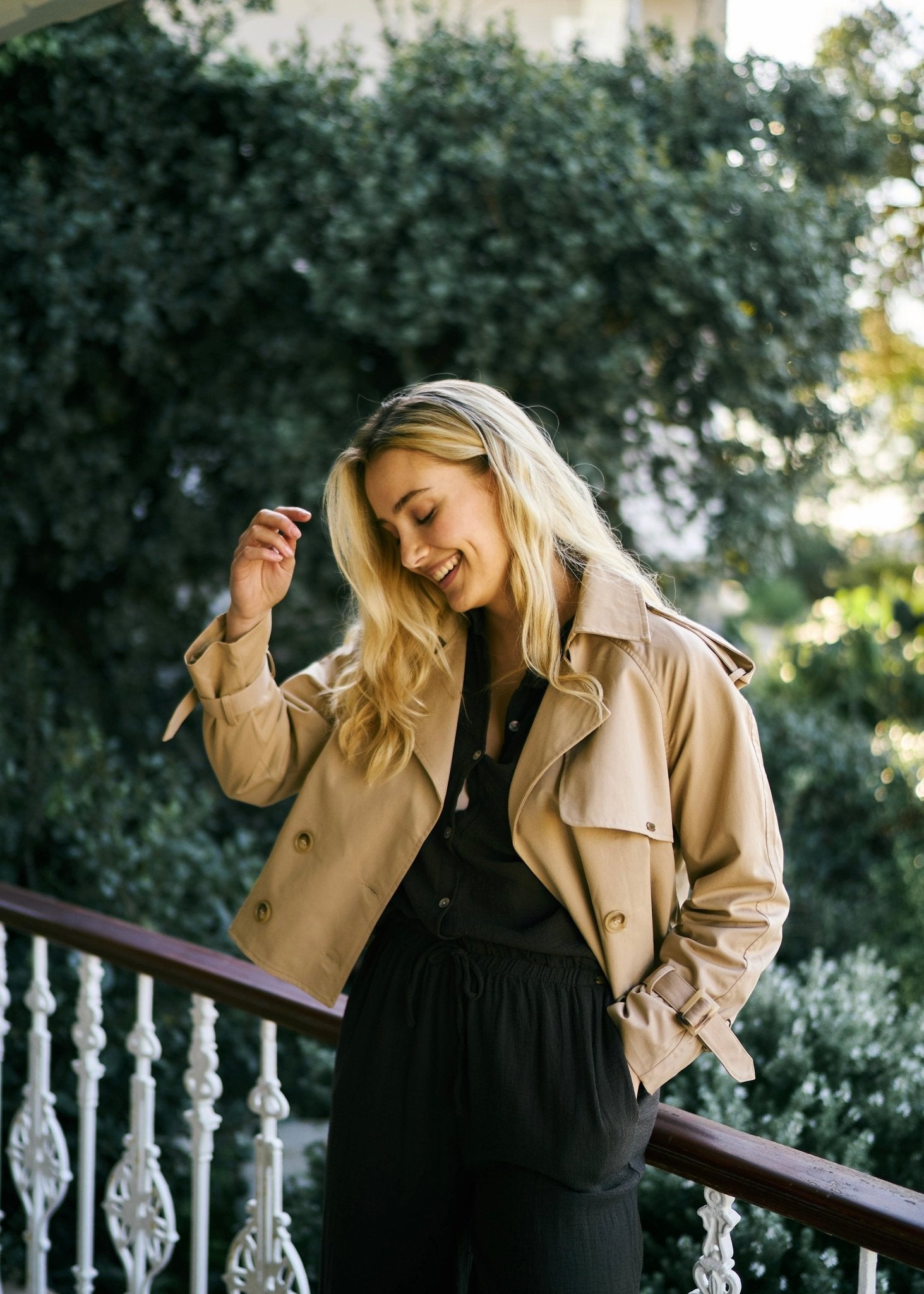 Cropped Trench Coat in Beige - Tribute StoreTRIBUTE