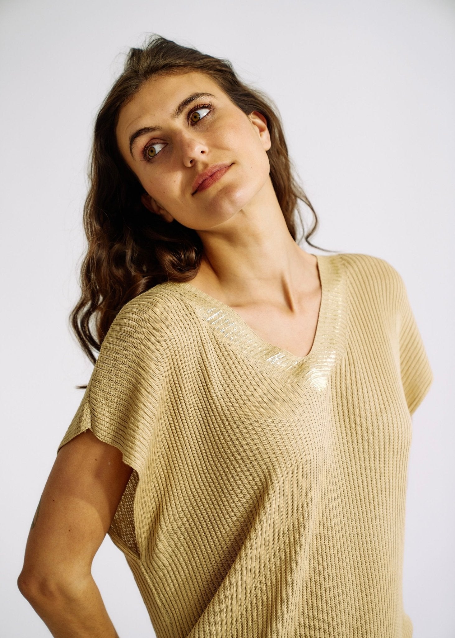 Italian Rib Knit V Neck Tee with Gold Foil Neckline in CaramelTOPS - Tribute Store