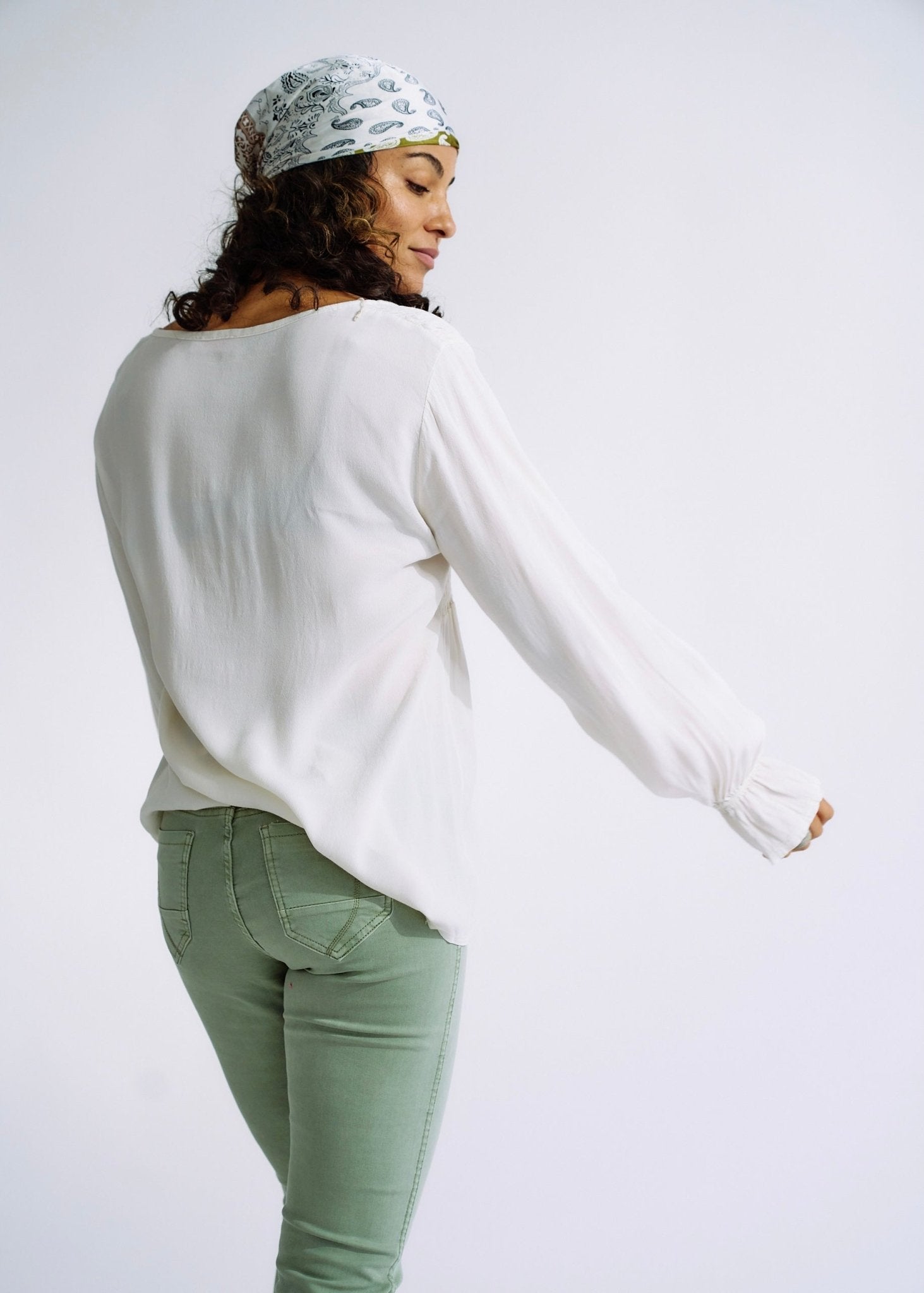 Italian Smock V Neck Blouse in Off WhiteTOPS - Tribute Store