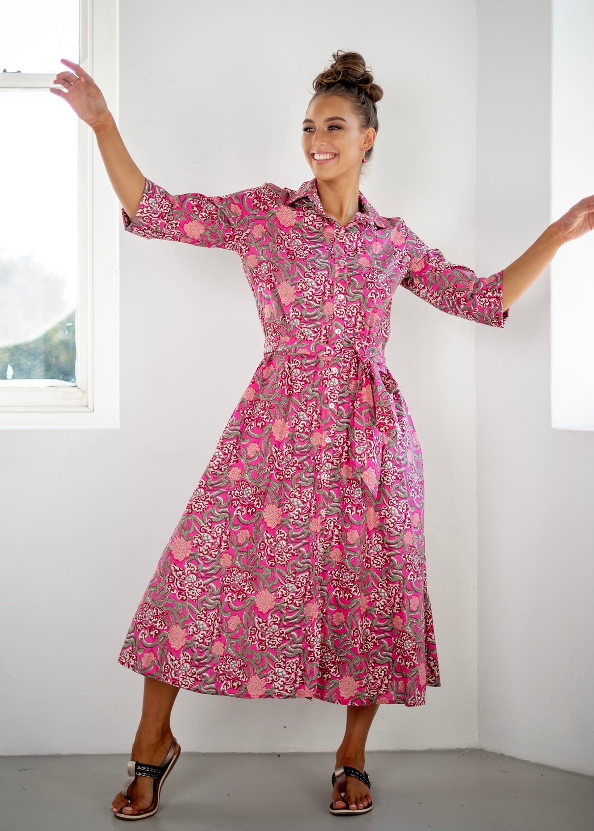 Jlo Dress In With Bouquet Print In PinkDRESSES - Tribute Store