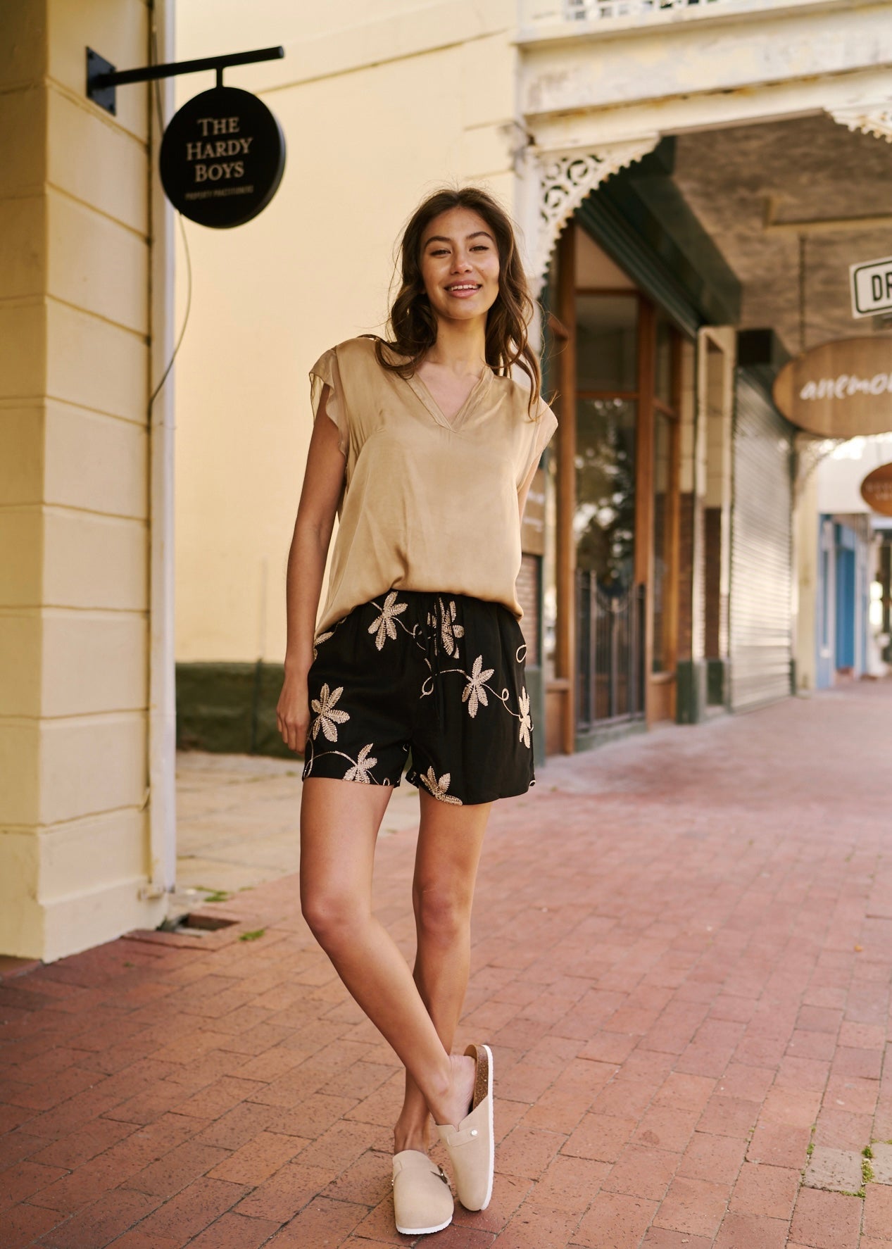 Linen Blend Summer Shorts with Floral Embroidery in BlackBOTTOMS - Tribute Store